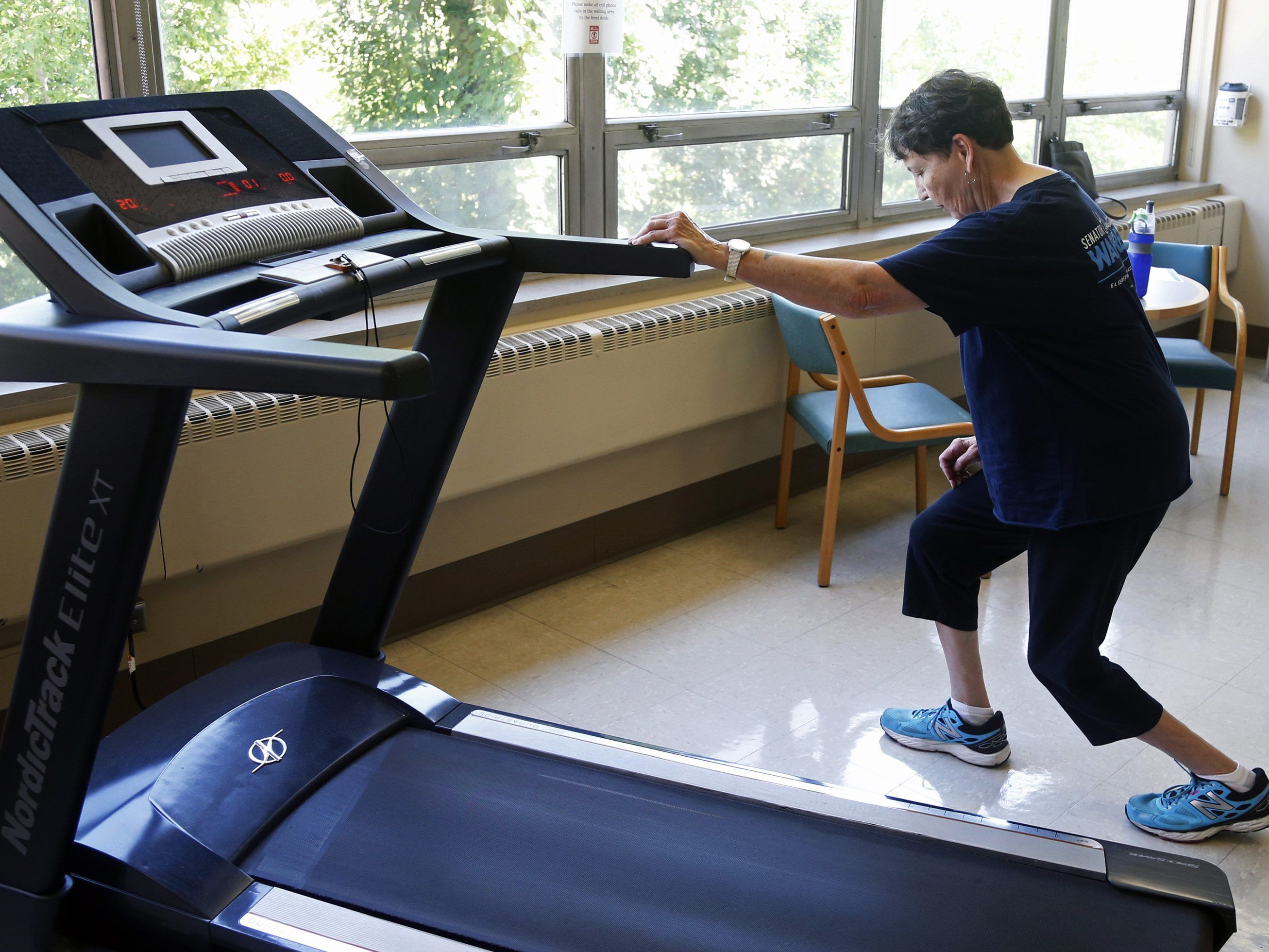 Chronische Schmerzen können verschiedenste Ursachen haben und brauchen daher auch sehr individuelle Therapie- und Behandlungsansätze.