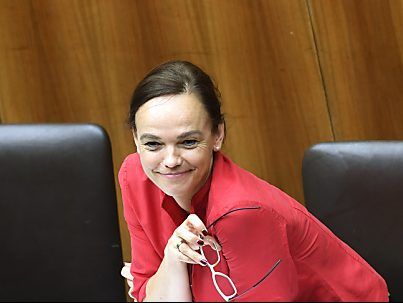 Die Ministerin will die Autonomie in die Breite tragen