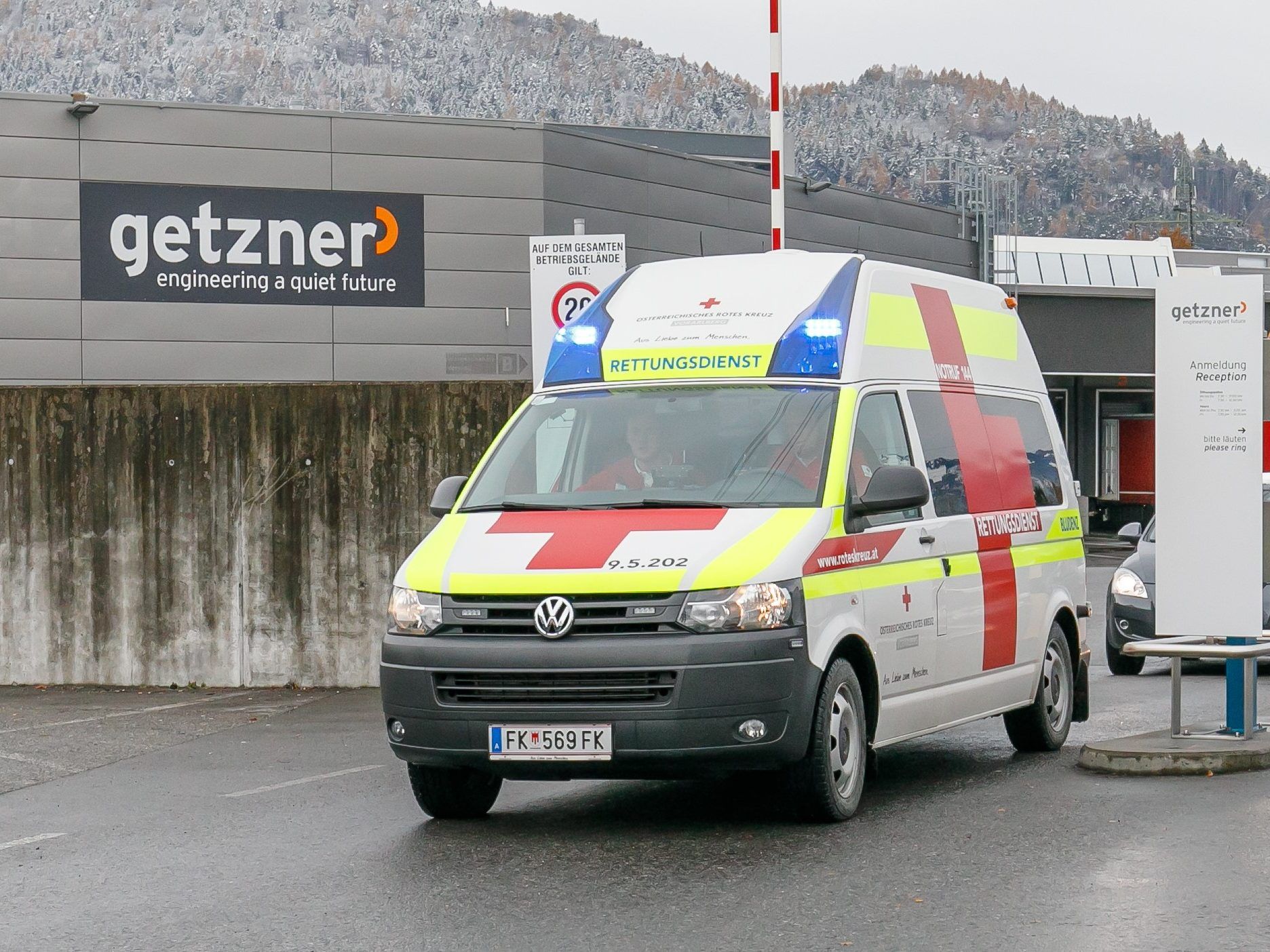 Auf dem Gelände der Firma Getzner Werkstoffe hat sich heute Vormittag ein Arbeitsunfall ereignet.