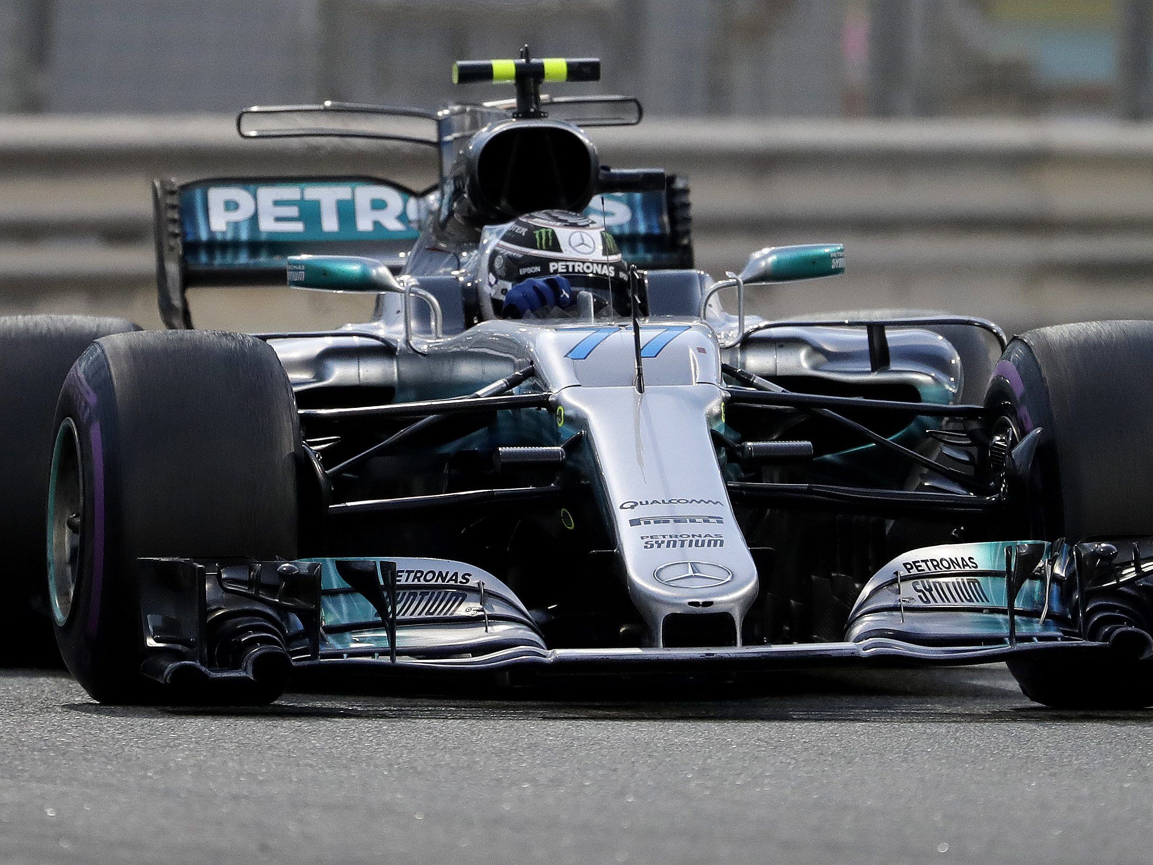 Valtteri Bottas hat das letzte Rennen der Formel-1-Saison 2017 gewonnen.