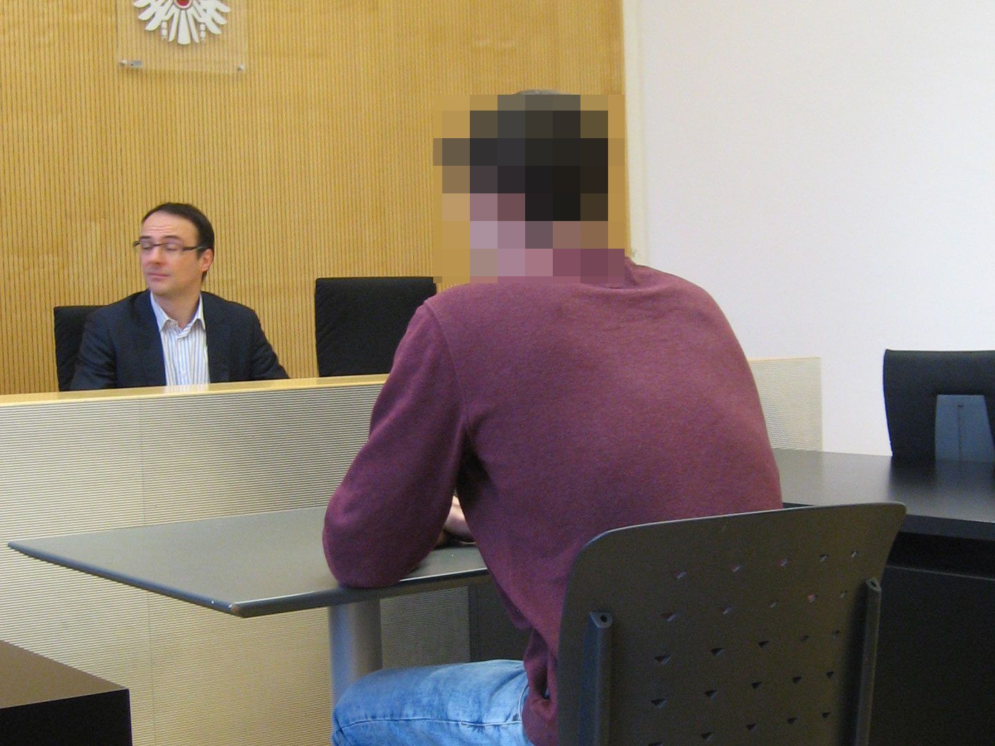 Der 18-jährige Lehrling und sein gleichaltriger Kumpel müssen Schäden wieder gut machen.