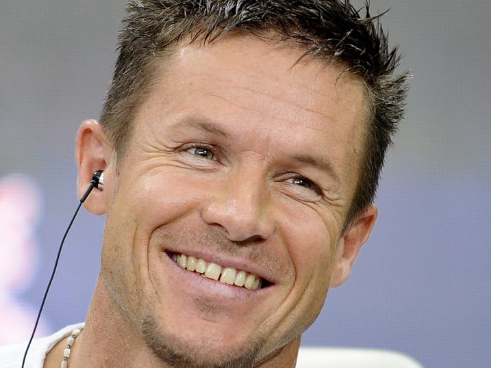 Baumgartner geht auf BP Van der Bellen los.