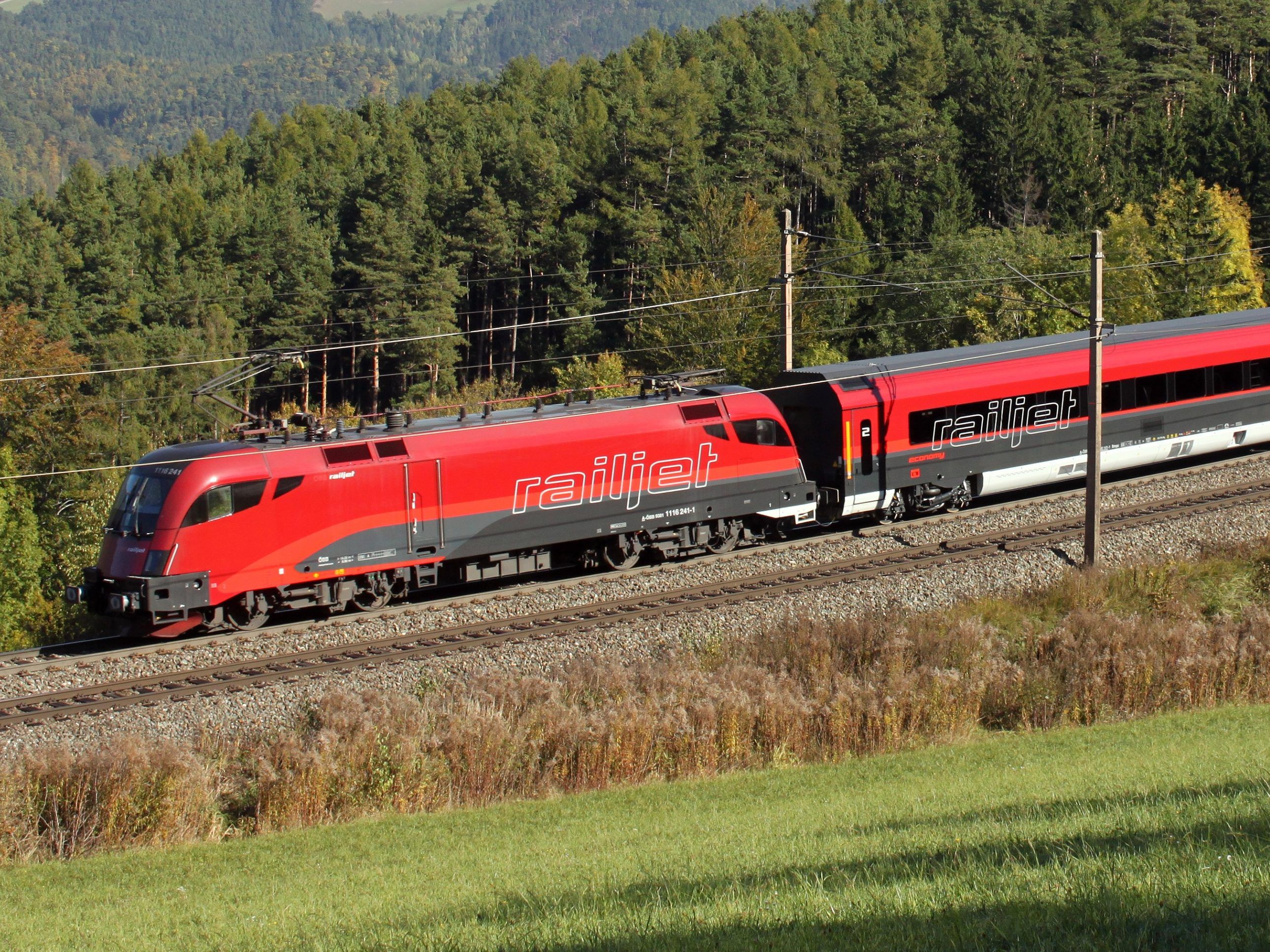 Wegen Bauarbeiten kommen Railjets aus Richtung Salzburg mit 25-minütiger Verspätung in Vorarlberg an.