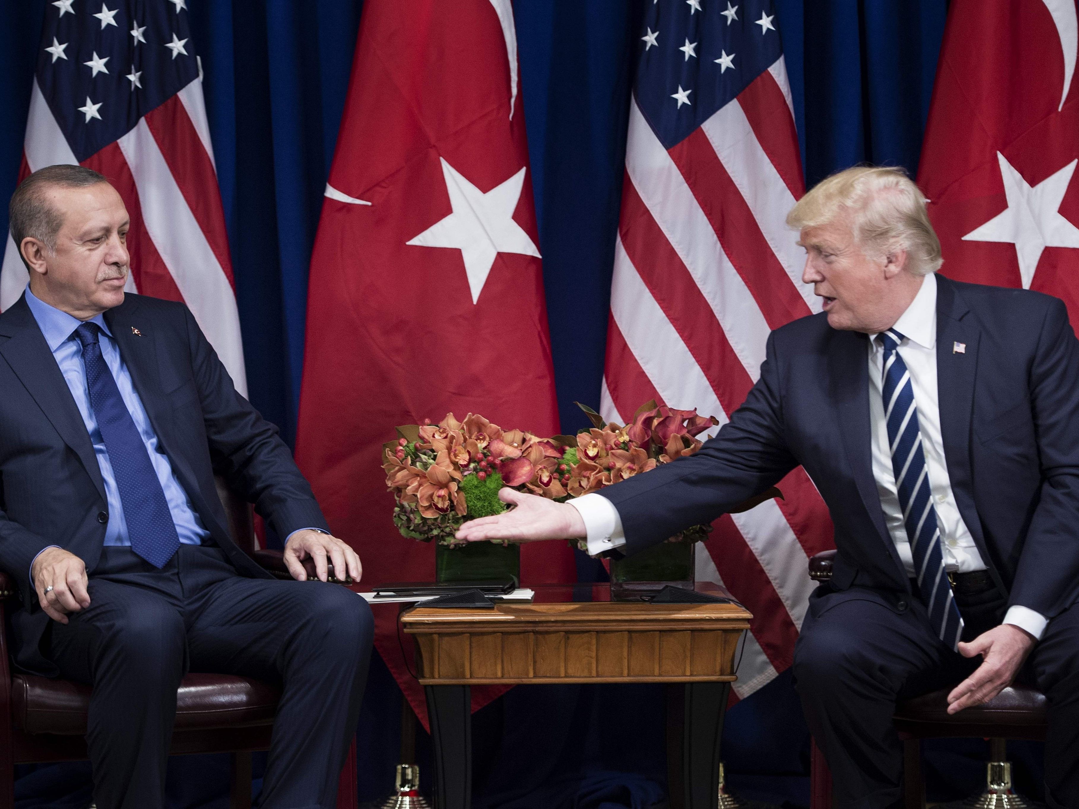 Erdogan warnt vor Roter Linie.