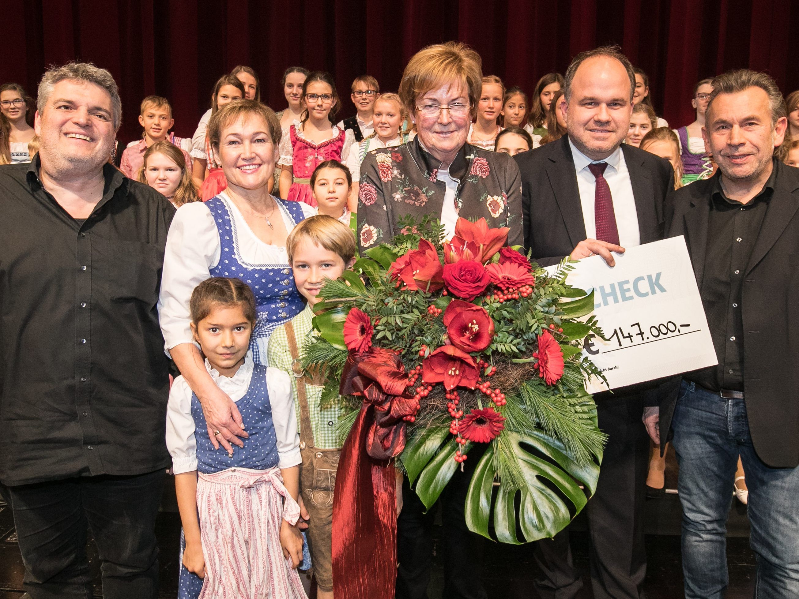 Die "Ma hilft"-Adventgala war ein voller Erfolg: 147.000 Euro Spenden konnten gesammelt werden.