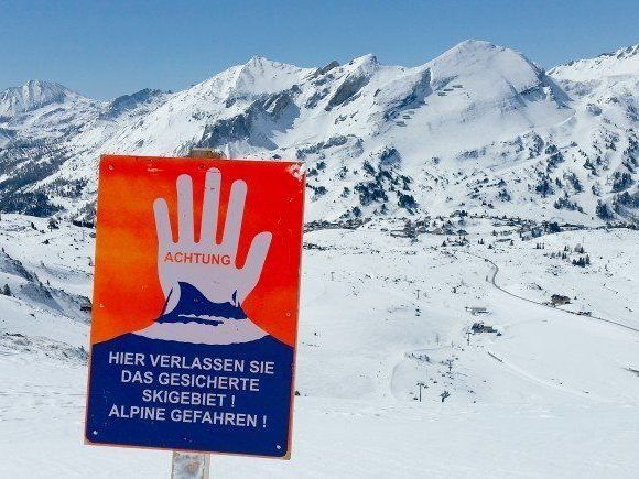 Verbreitet erhebliche Lawinengefahr der Stufe drei in Vorarlberg und Tirol