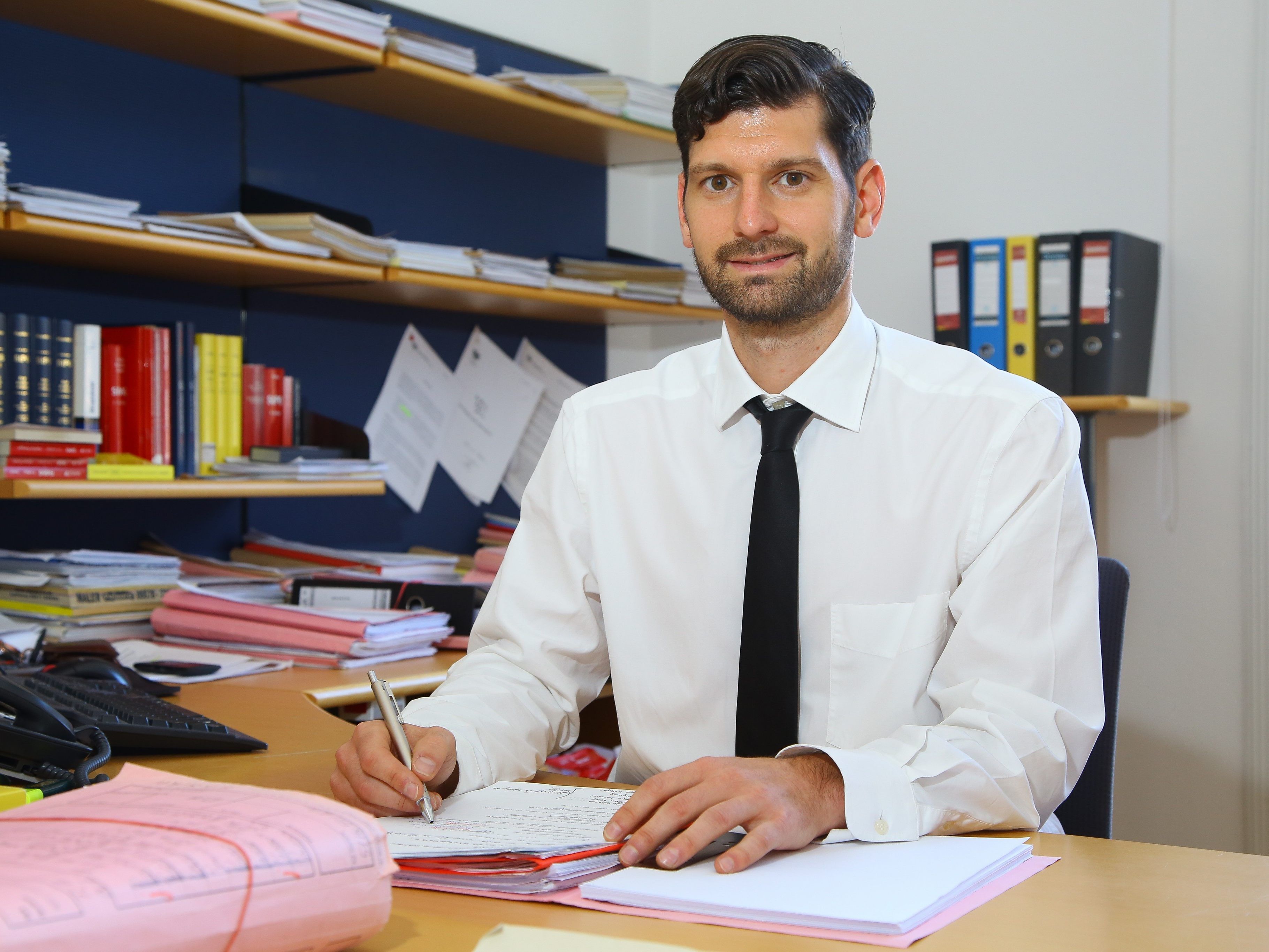 Richter Martin Mitteregger sorgte für Gericht für einige lockere Momente.