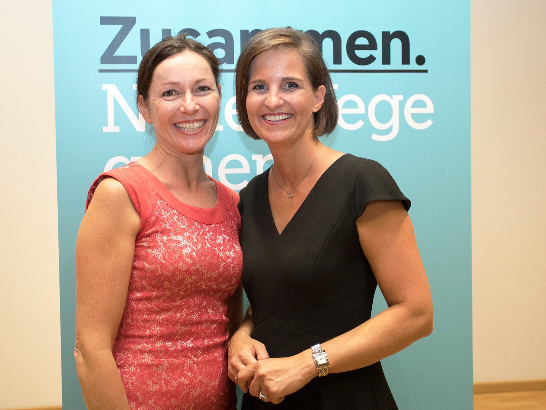 Landtagsabgeordnete Martina Rüscher und Martina Ess.