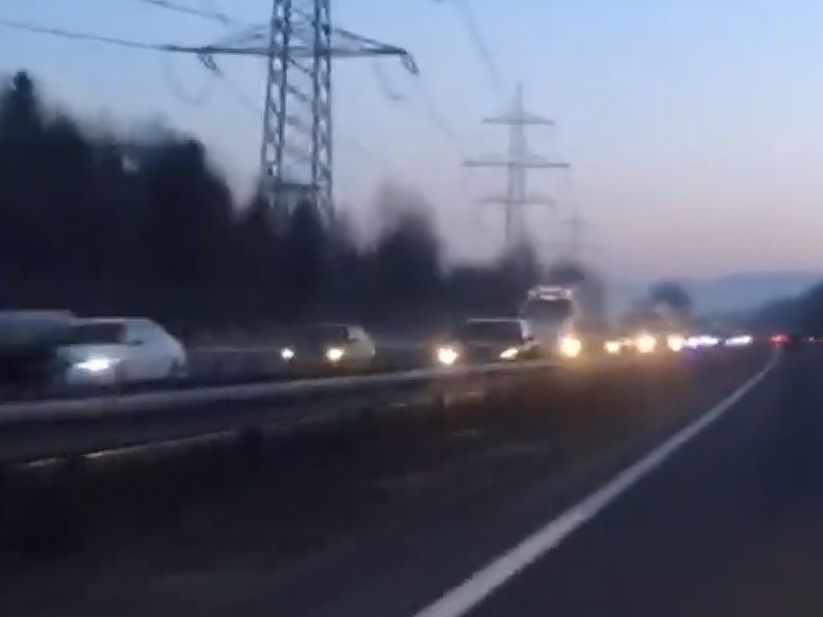Montag Morgen Stau auf der A14.