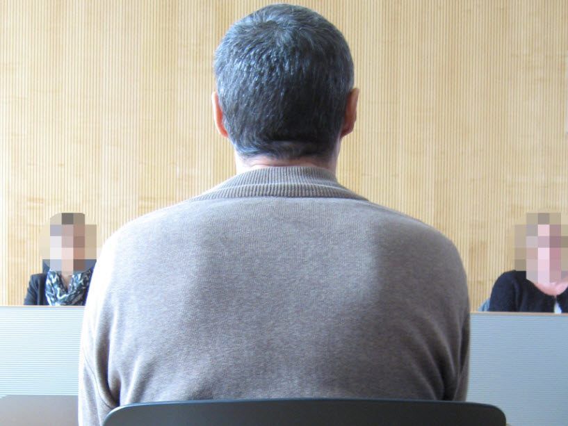 Er hat bereits elf Vorstrafen, die meisten wegen Einbruchs