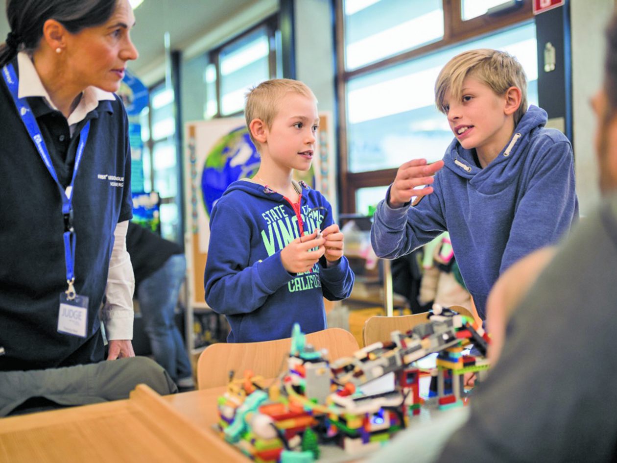 „FLL Junior“: Forschungspräsentation