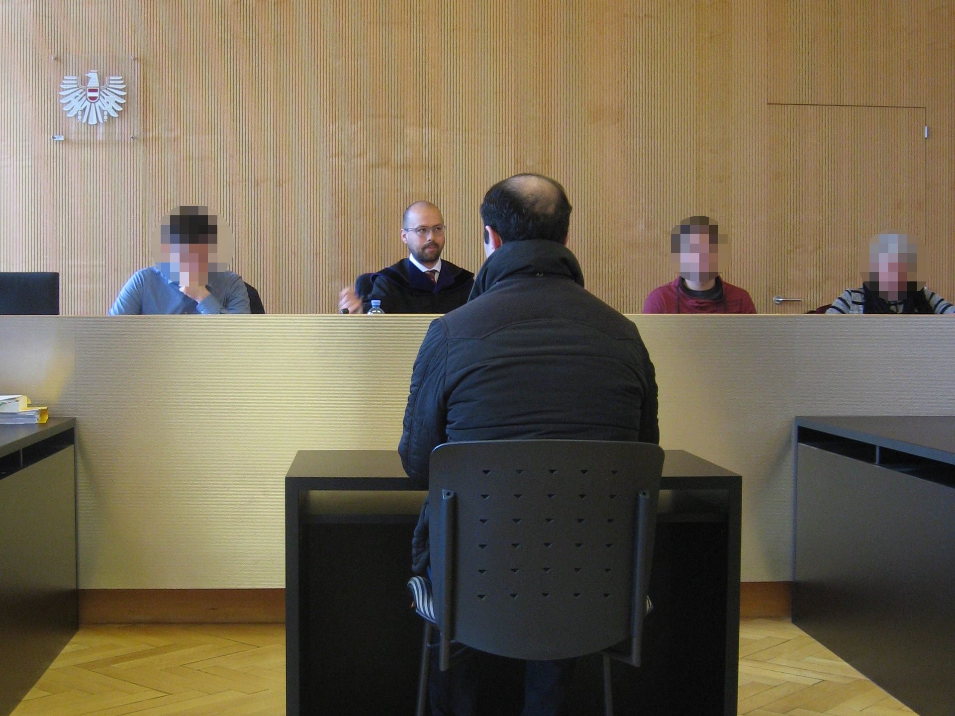 Der psychisch Kranke muss weiterhin Auflagen erfüllen.