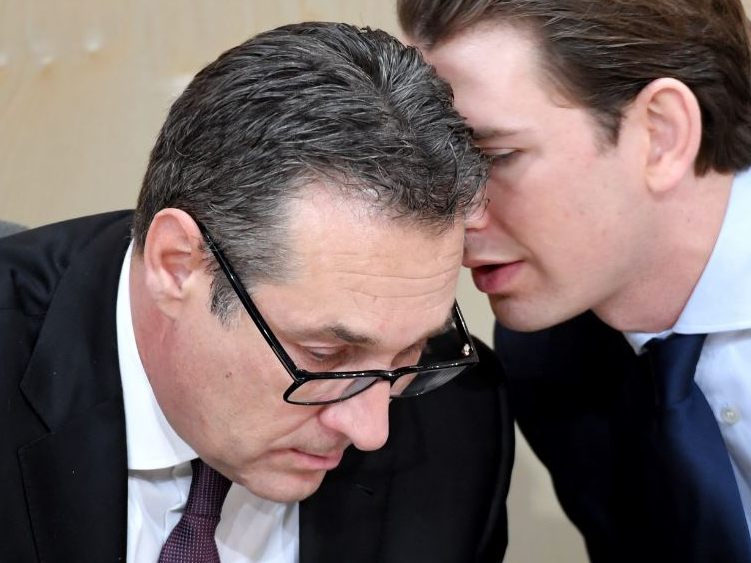 Das Rauchverbot wird in Österreich nicht umgesetzt.