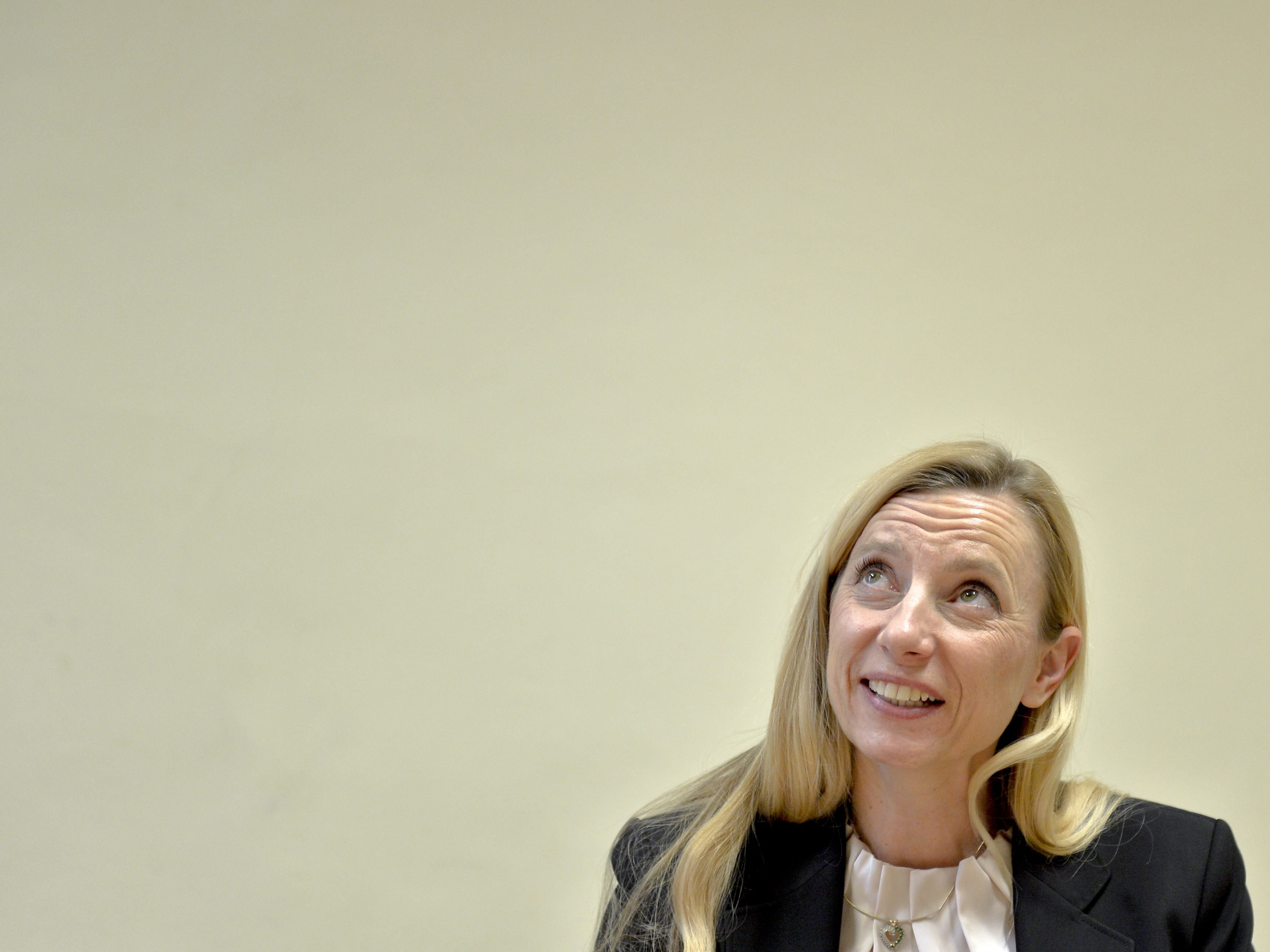 Frauenministerin Juliane Bogner-Strauß sieht noch viel Aufholbedarf bei Frauenrechten.