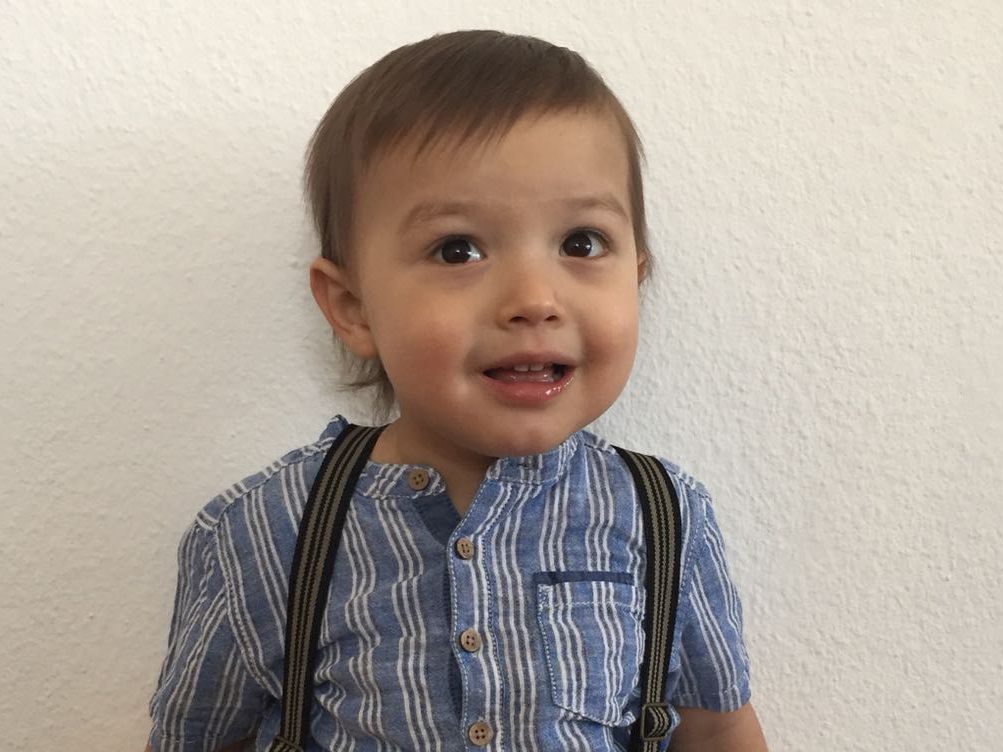 Efe (2) leidet an einer schweren Krankheit und braucht einen Stammzellenspender.