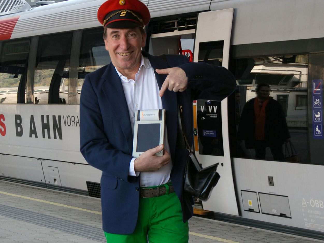 Landesrat Johannes Rauch (Grüne) stellt die Mobilitätstrends der Zukunft vor.