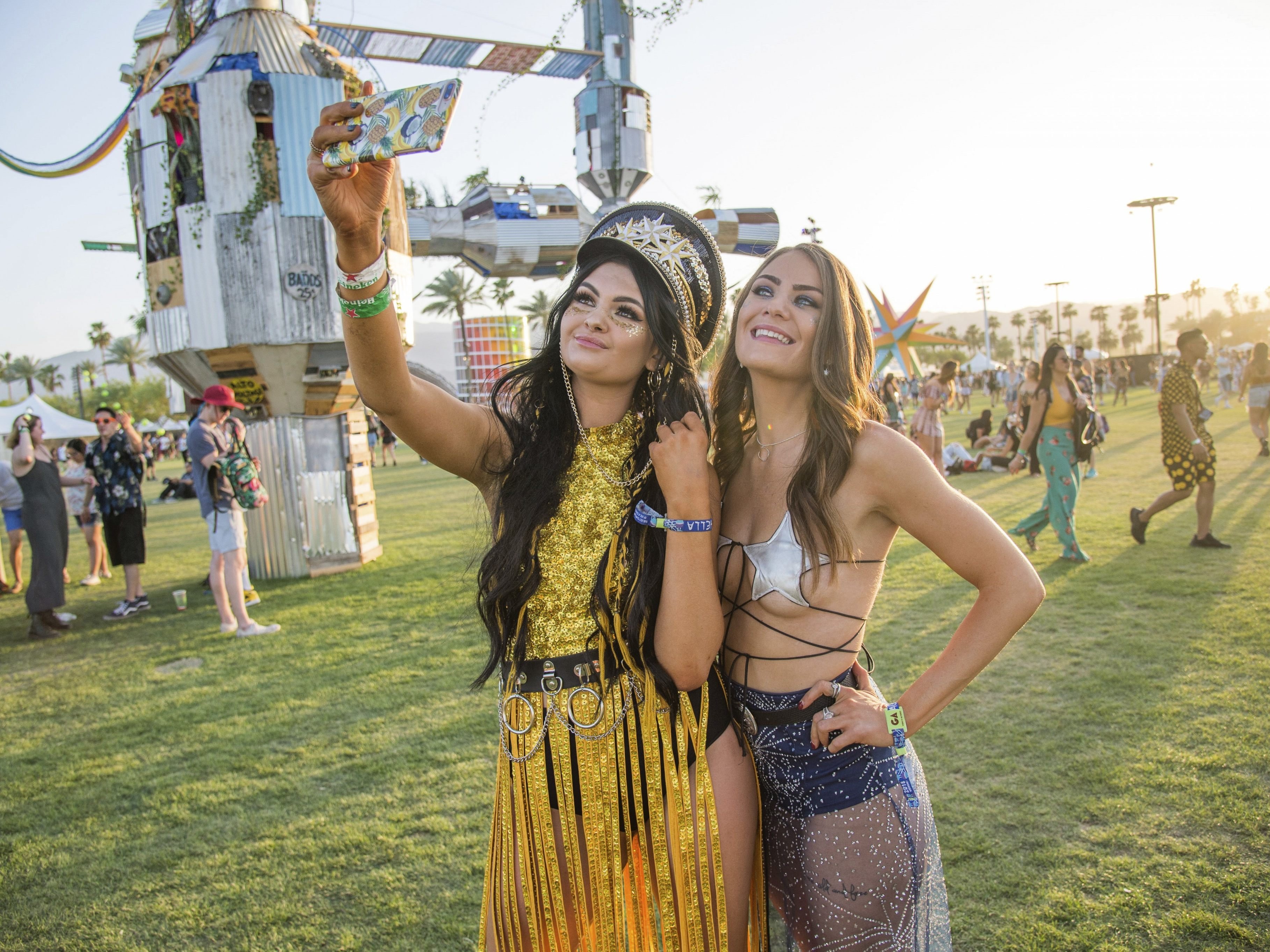 DAS Festival für Fashionistas und Selfie-Queens: Coachella in Kalifornien.