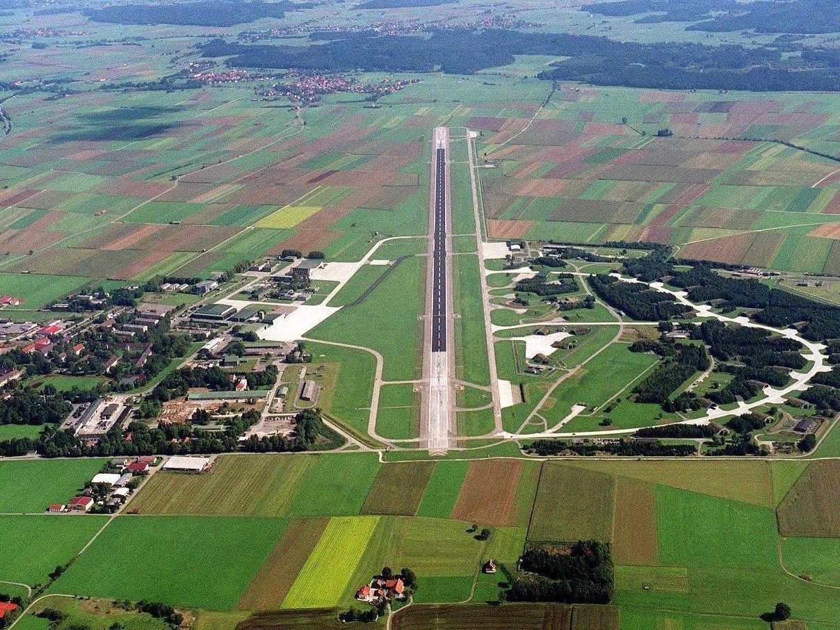 Der Flughafen soll ein neues Landesystem bekommen.