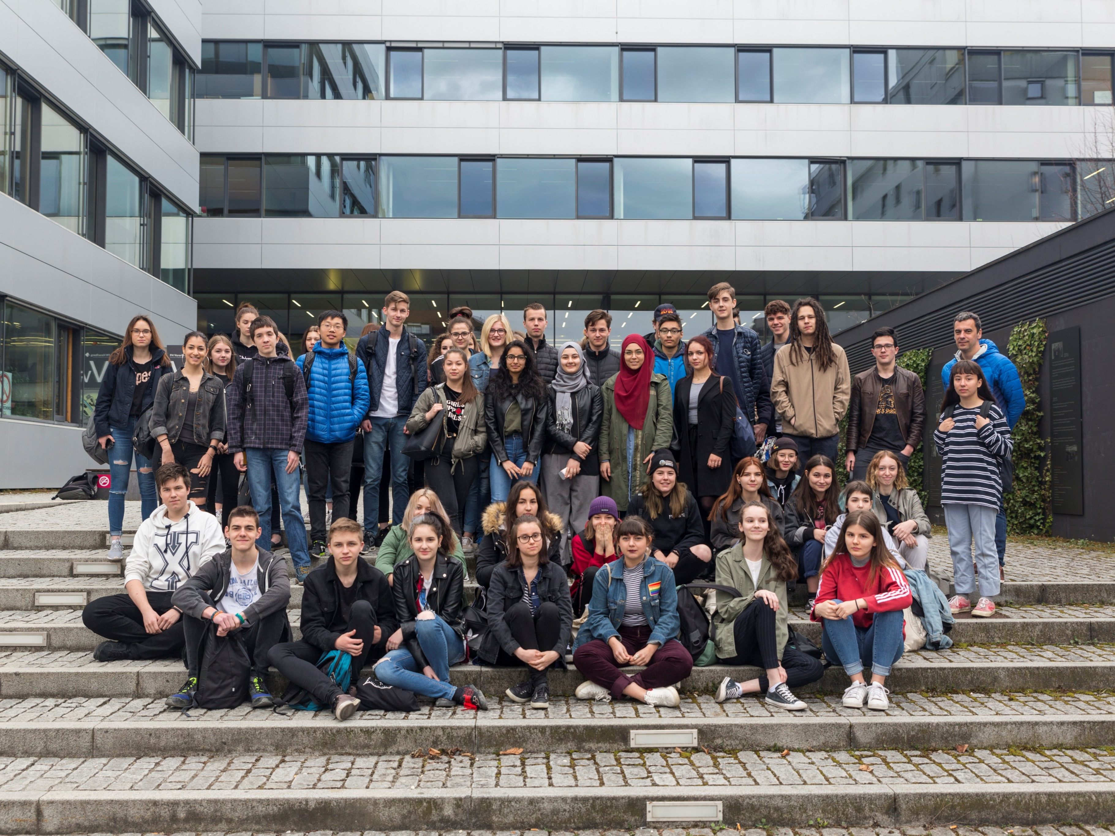 Die SchülerInnen des BORG Lauterach im Rahmen der VWA Workshops an der FH Vorarlberg.
