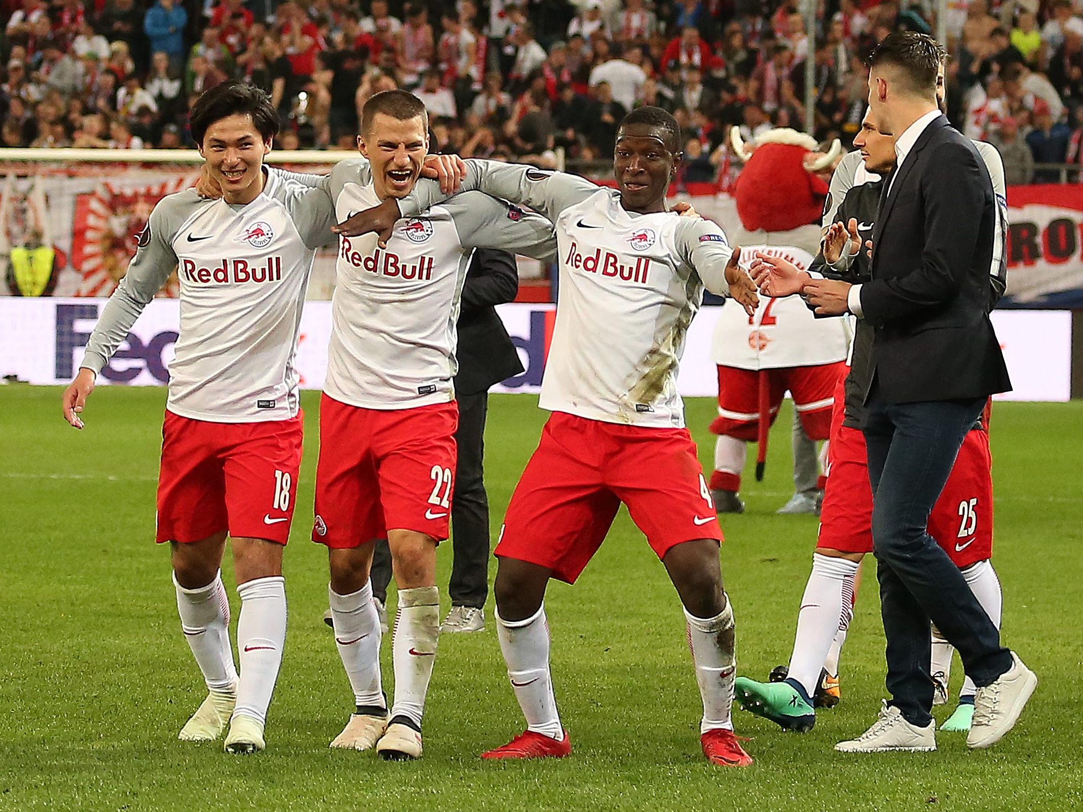 Um 12 Uhr beginnt die Auslosung der Europa-League-Halbfinalpartien.