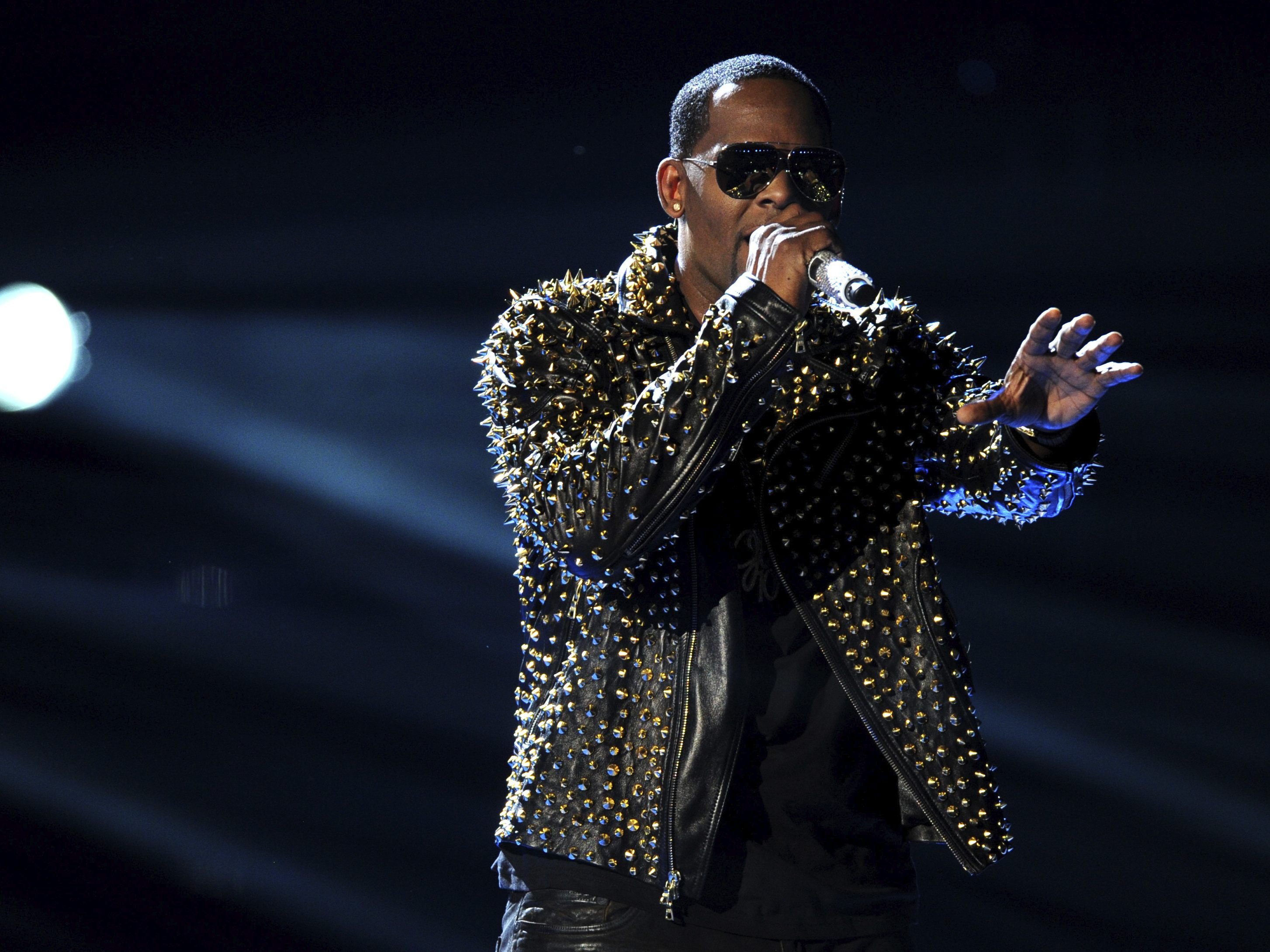 Streamingdienst: Verfügbar bleibt die Musik des dreifachen Grammy-Gewinners aber weiterhin.
