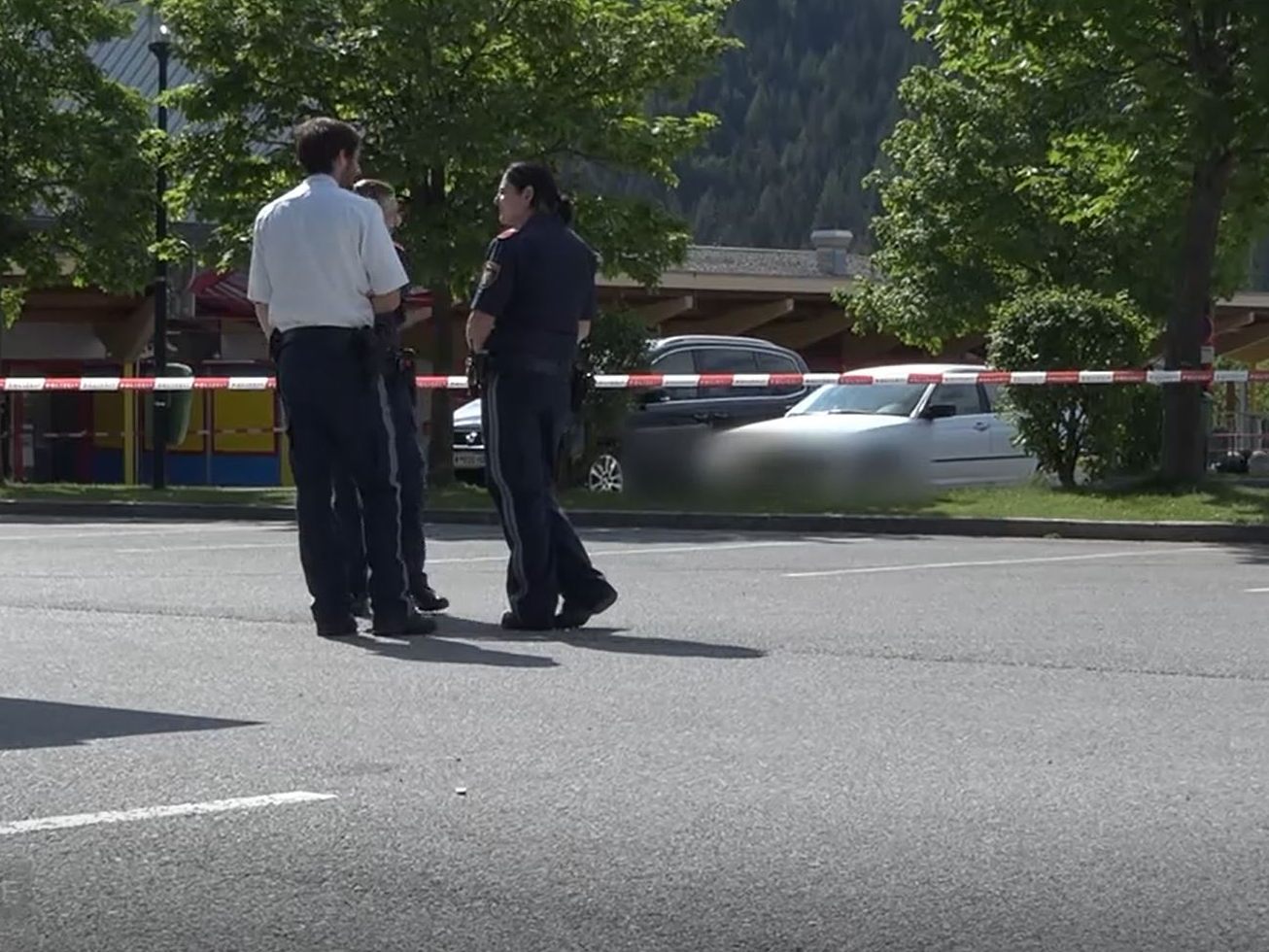 Der 17-jährige Vorarlberger erlag seinen Verletzungen.