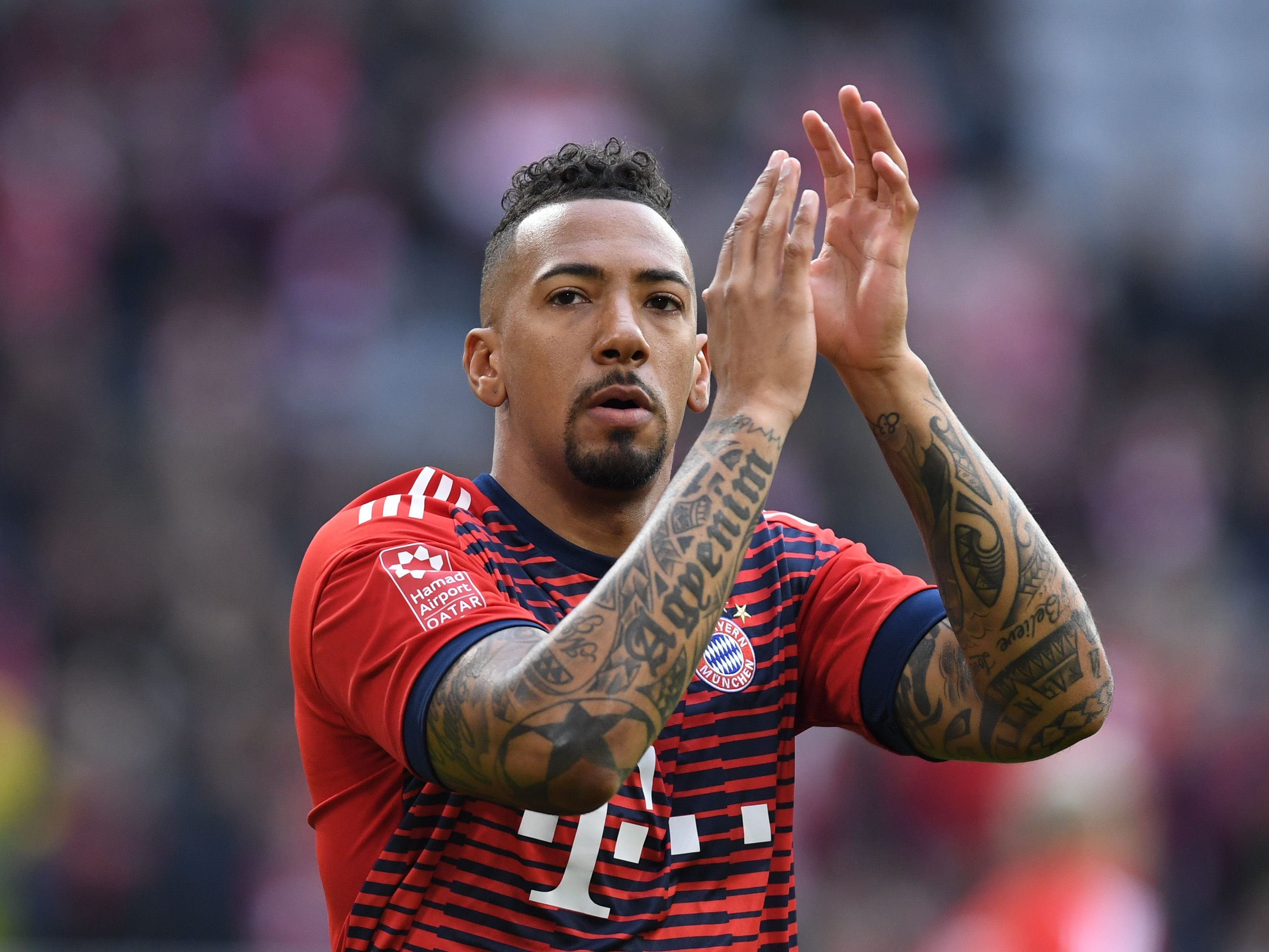 Bayern Münchens Boateng dürfe mit anderen Clubs verhandeln.
