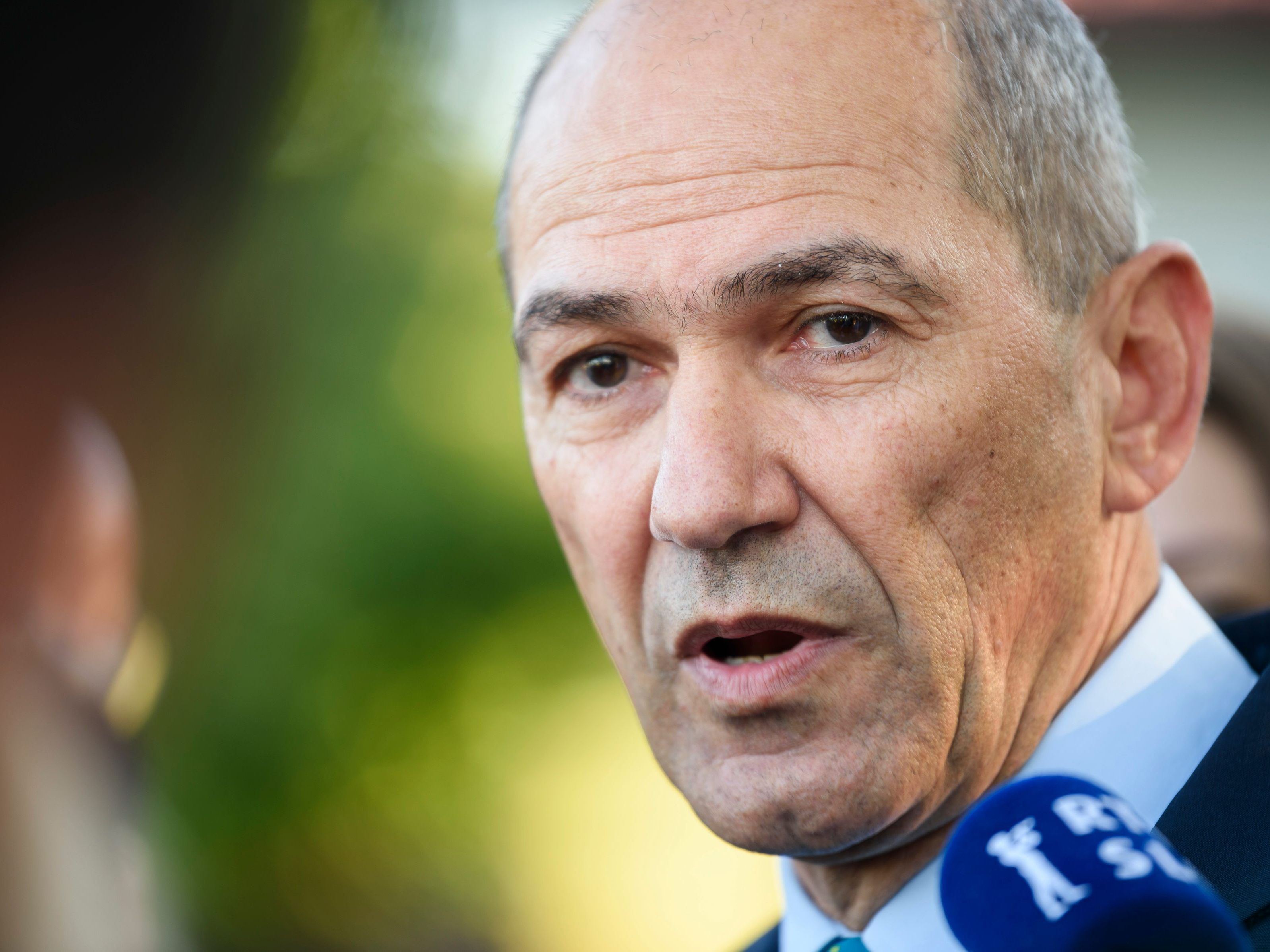 Die konservative Demokratische Partei (SDS) von Oppositionsführer Janez Jansa (59) hat am Sonntag die slowenischen Parlamentswahlen klar gewonnen.