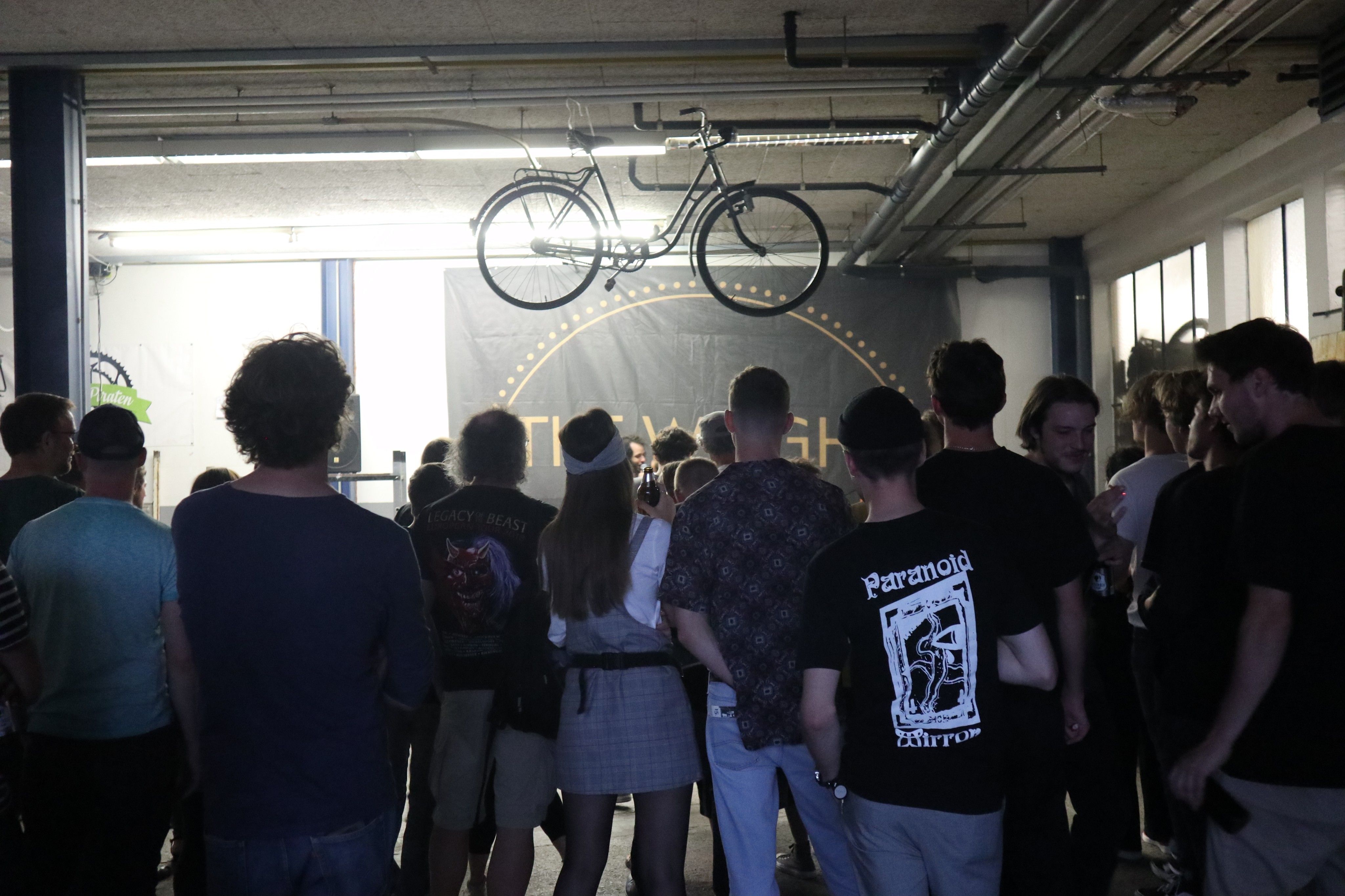 Rund 100 Gäste waren geladen, um The Weight in der Garage von den Pedalpiraten live zu erleben.