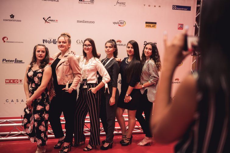 iaw-girls