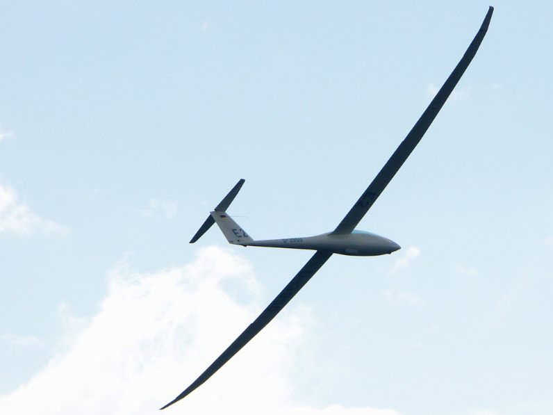 Pilot und Flieger blieben bei dem Manöver heil