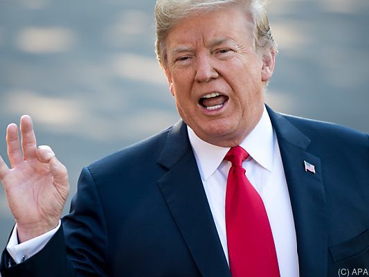 Trump sieht sich von Gegnern umgeben