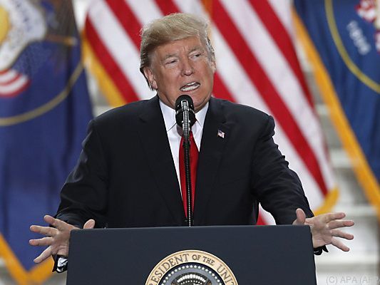Trump sieht sich deutlich über seinem Vorgänger stehen