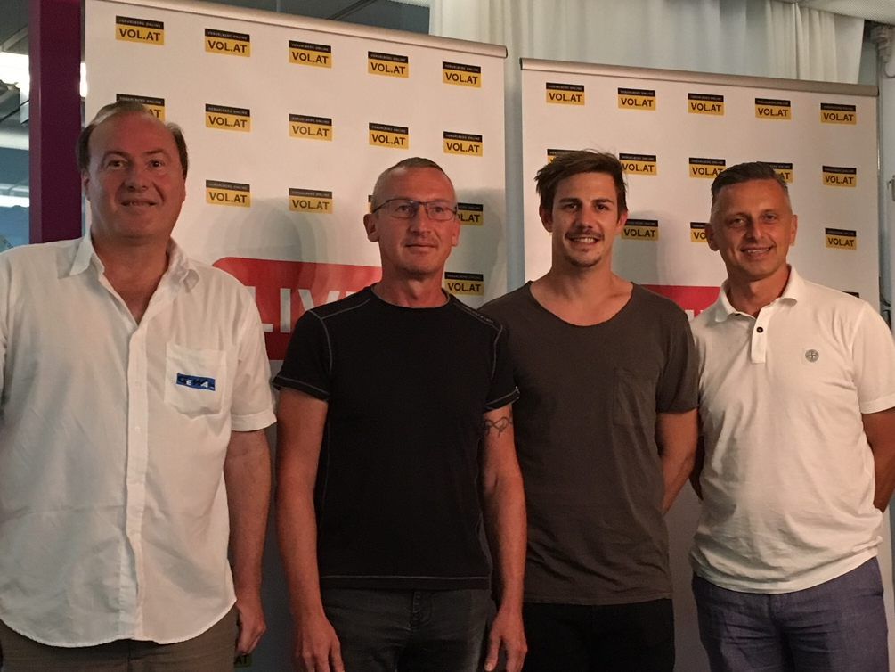 Thomas Knobel, Hannes Wicher, Simon Bischof und Thomas Cajnko bilden die Viererkette für VOL.AT.