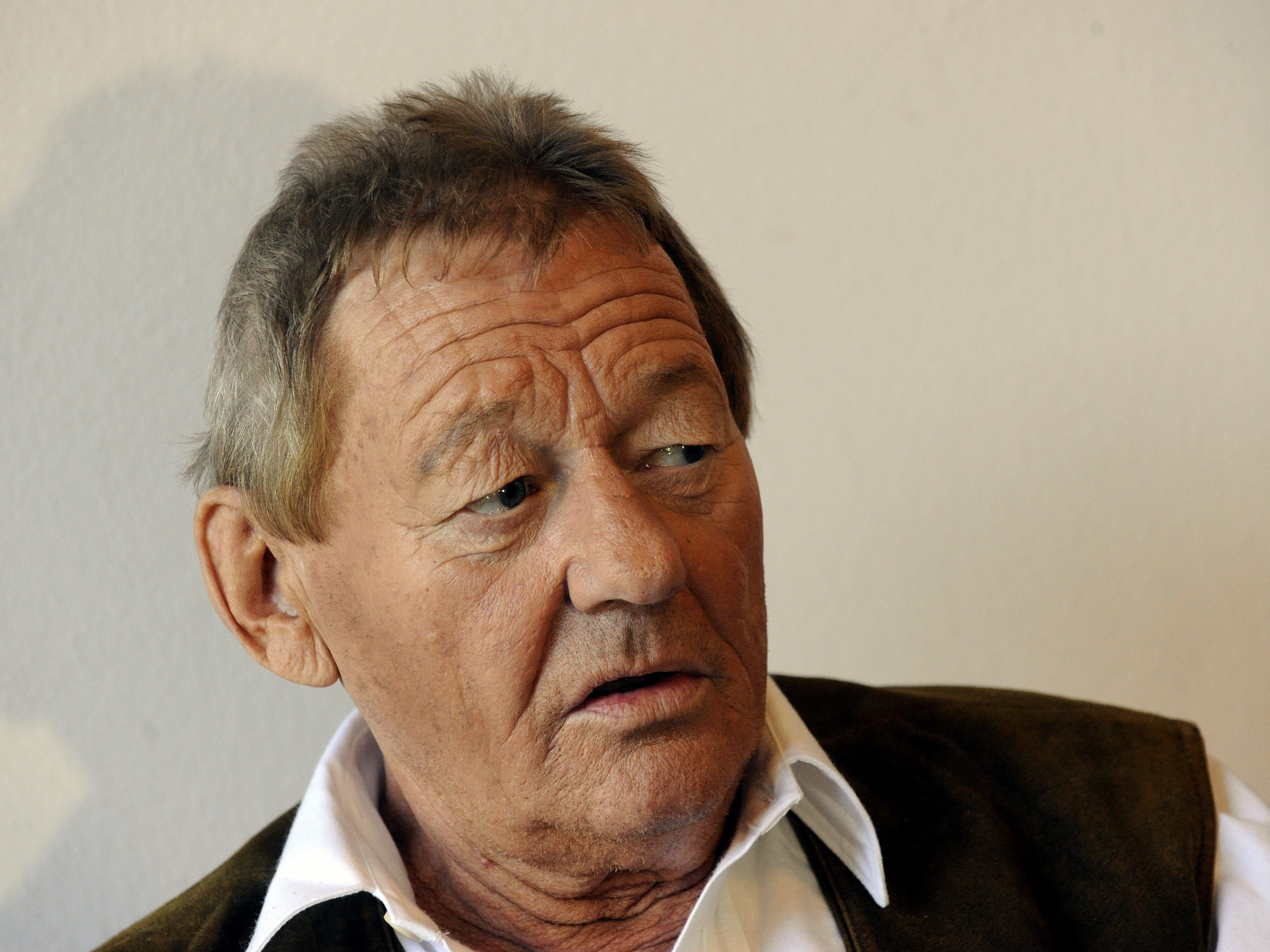 Wolfgang Ambros schimpft nach der FPÖ nun auch die SPÖ.