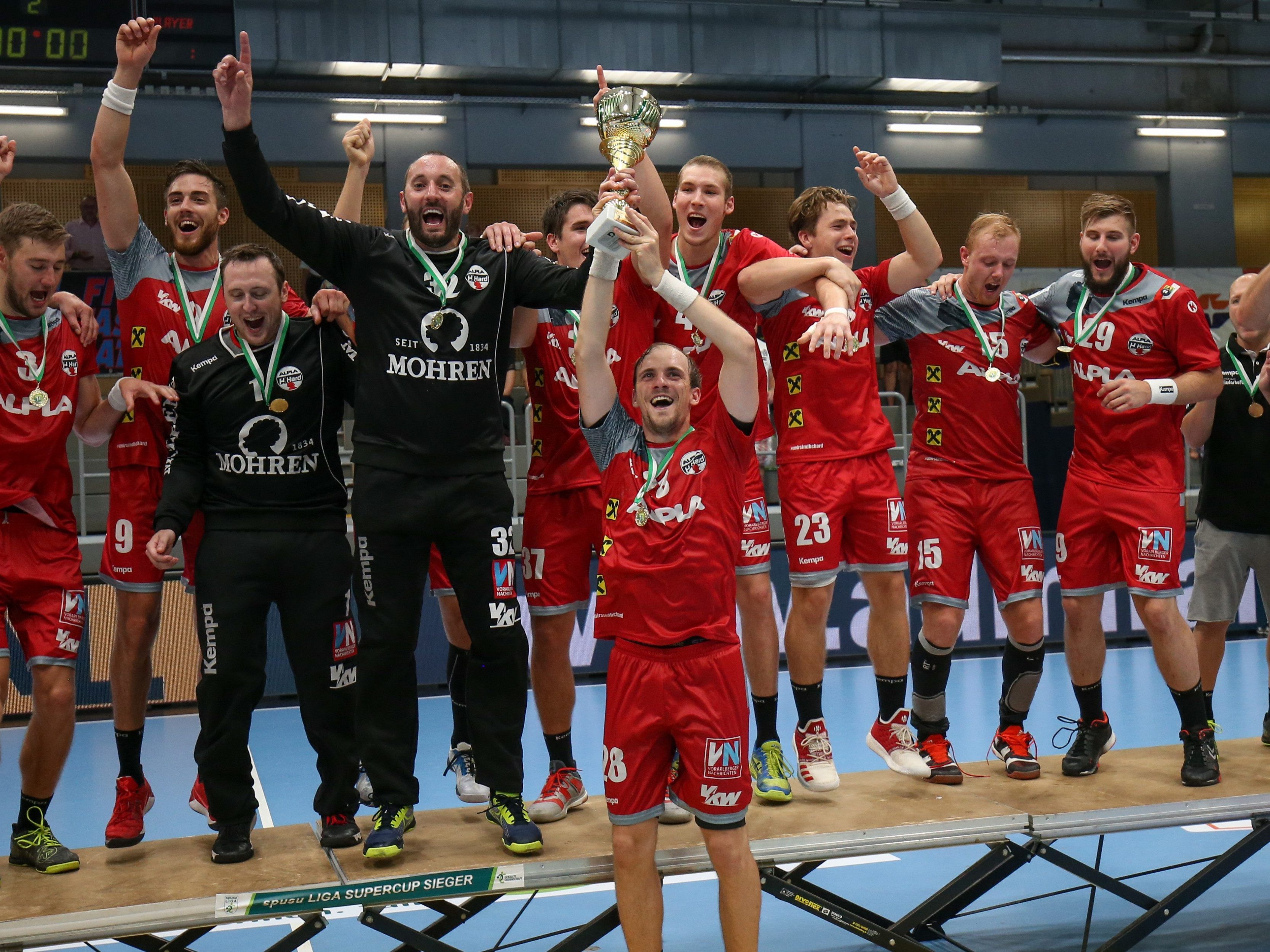 Der Alpla HC Hard hat sich seinen insgesamt dritten Supercup.
