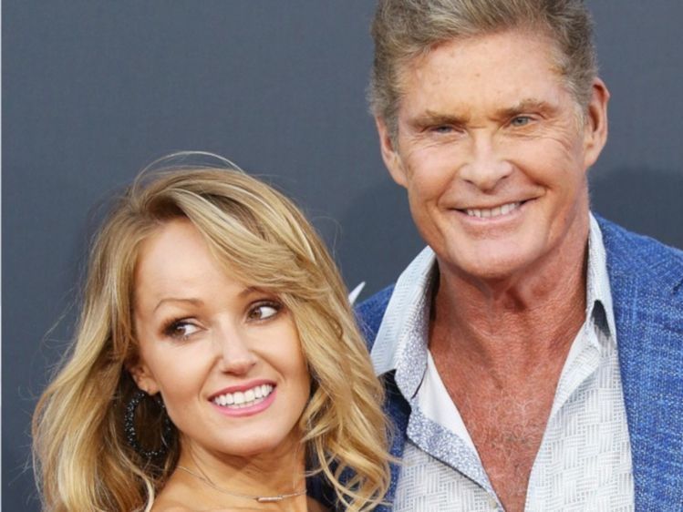 Diese Frau macht David Hasselhoff schon lange glücklich.