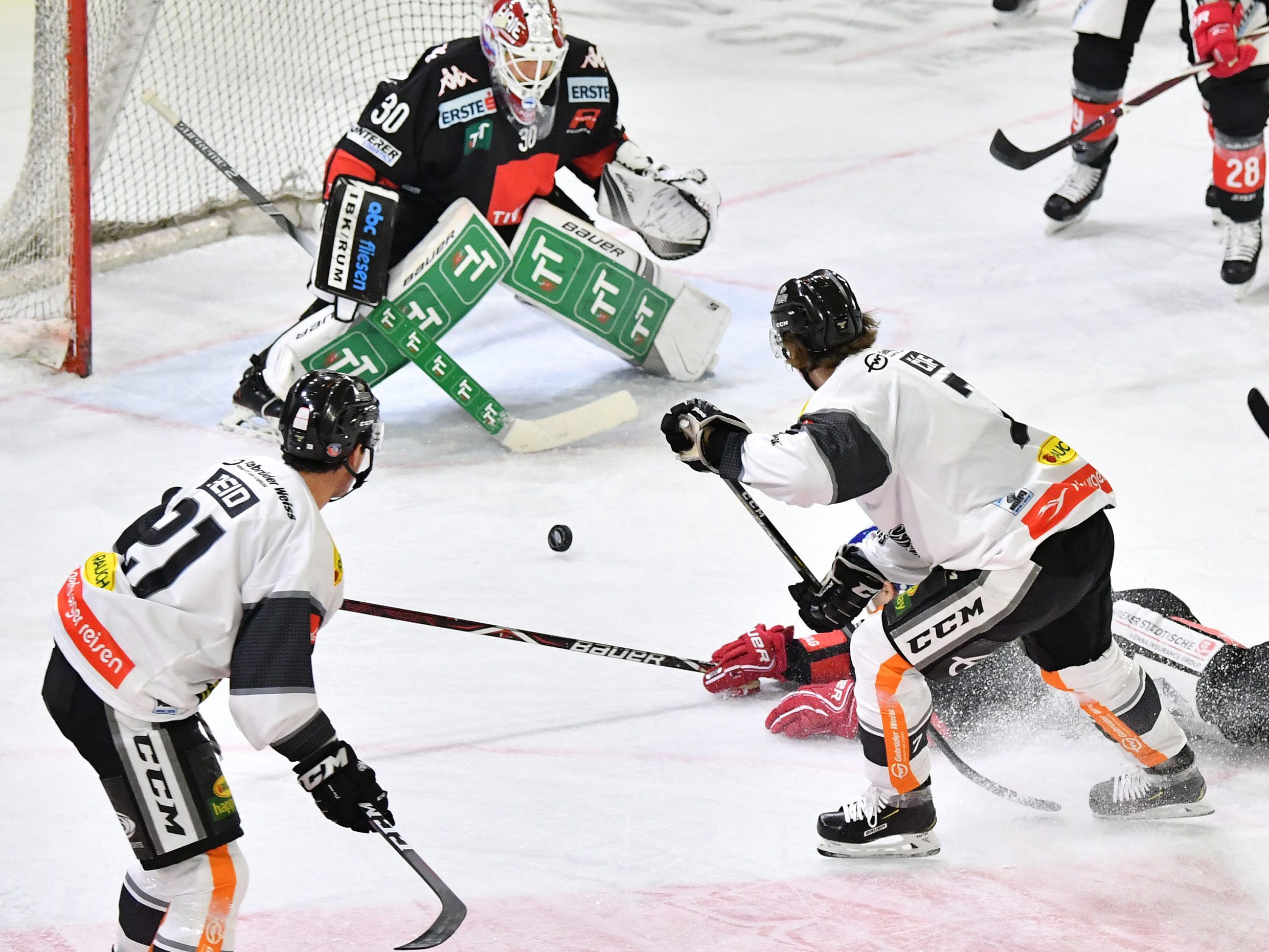 Dornbirn uns Innsbruck lieferten sich ein spannendes Derby zum Saisonstart.
