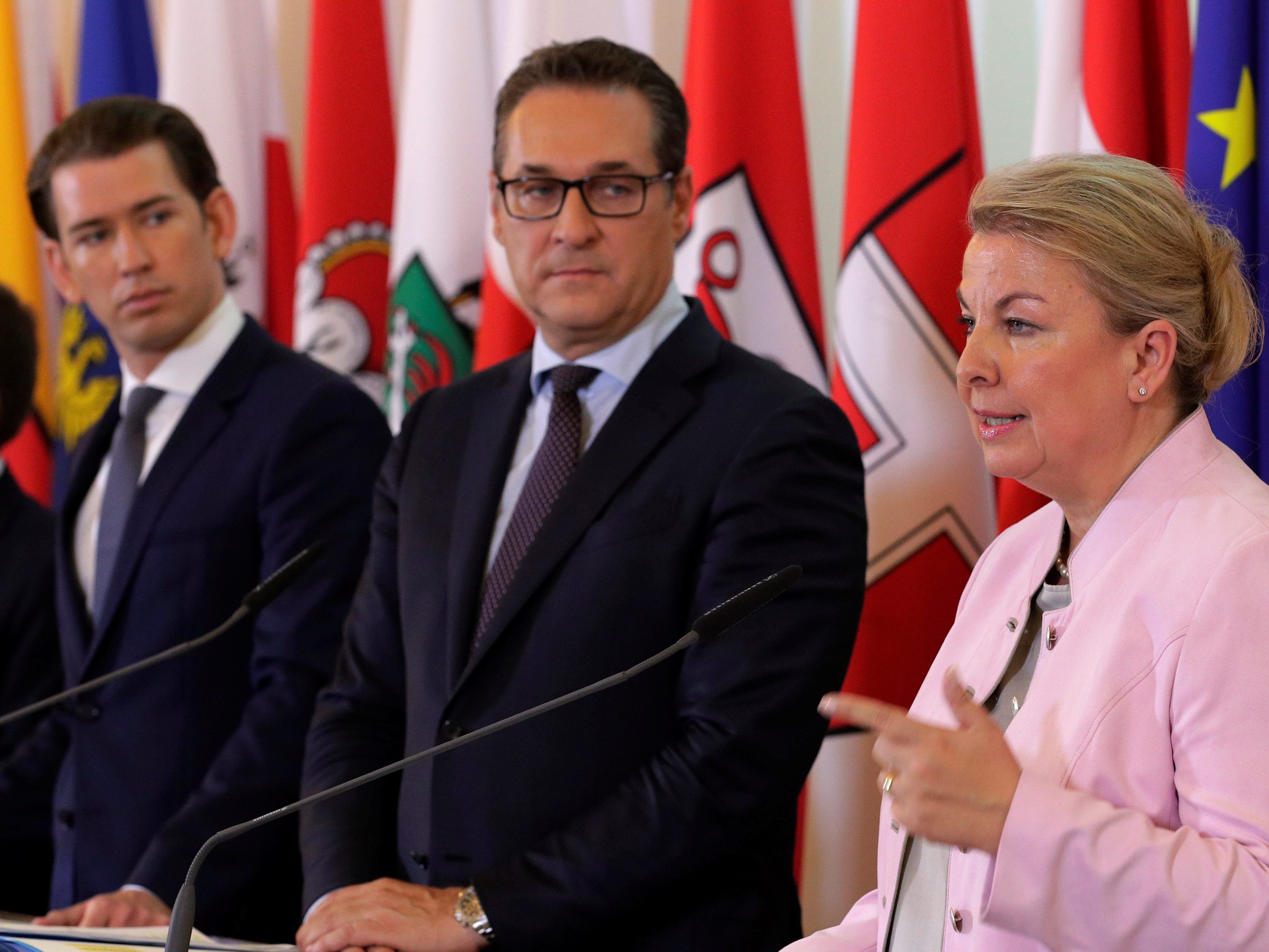Kurz und Strache äußerten sich nicht, wie lange sie mit 150 Euro auskommen würde. Die Aussage von Hartinger-Klein hatte im Sommer zu Aufregung geführt.