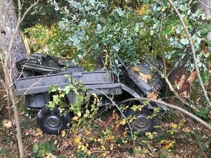 Der Lenker wurde bei dem Unfall schwer verletzt.