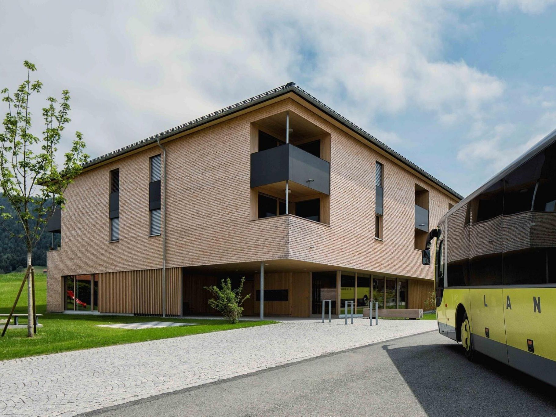 Das Generationenhaus im Zentrum von Krumbach ist eines von fünf neuen Gebäuden im Zentrum, die höchste Energiestandards erfüllen
