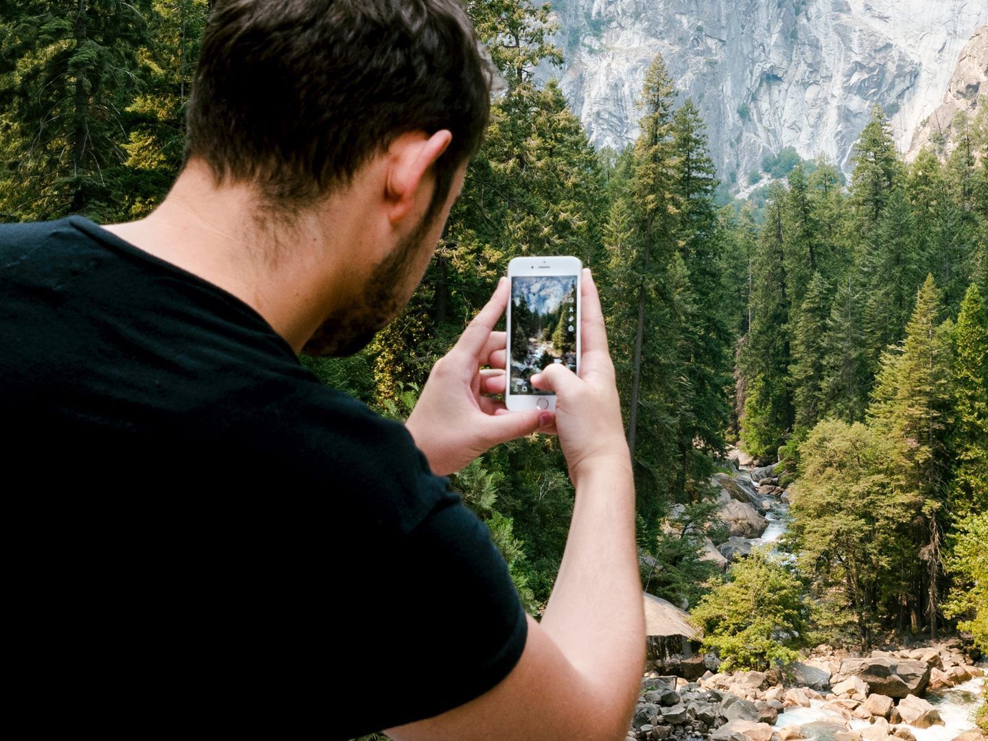 Tourismusgemeinden in Vorarlberg könne sich um eine EU-Förderung zum Ausbau ihres öffentlichen WLAN-Netzwerks bewerben.