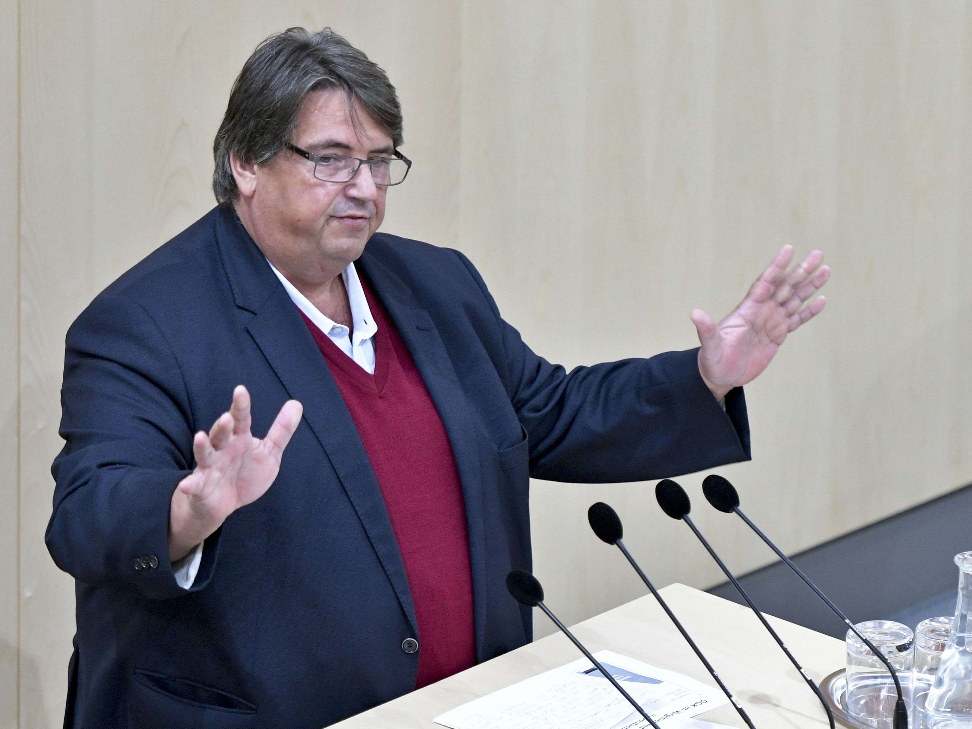 Kritik kommt auch von dem SPÖ-Abgeordneten Josef Muchitsch.