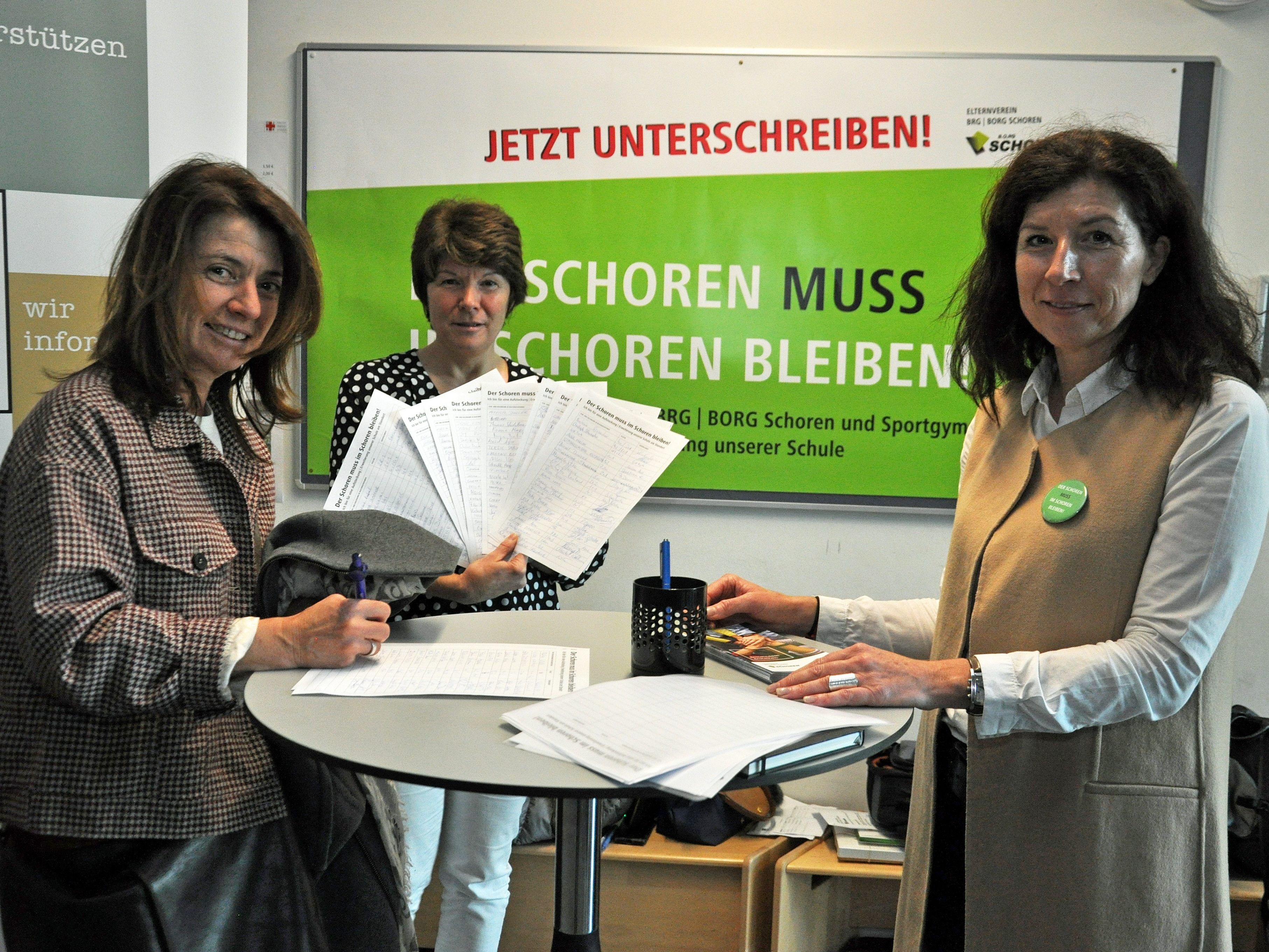 Der Elternverein sammelte beim Elternsprechtag 383 Unterschriften für eine Raumlösung am jetzigen Standort.