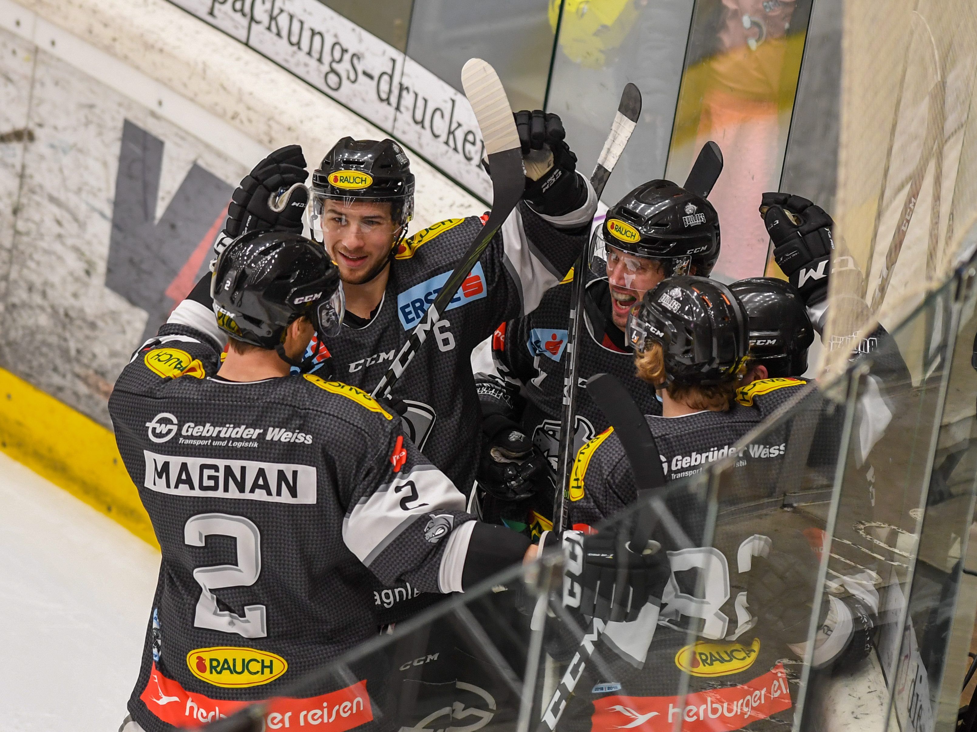 Nach der Niederlage in Innsbruck durften die Bulldogs heute wieder jubeln.