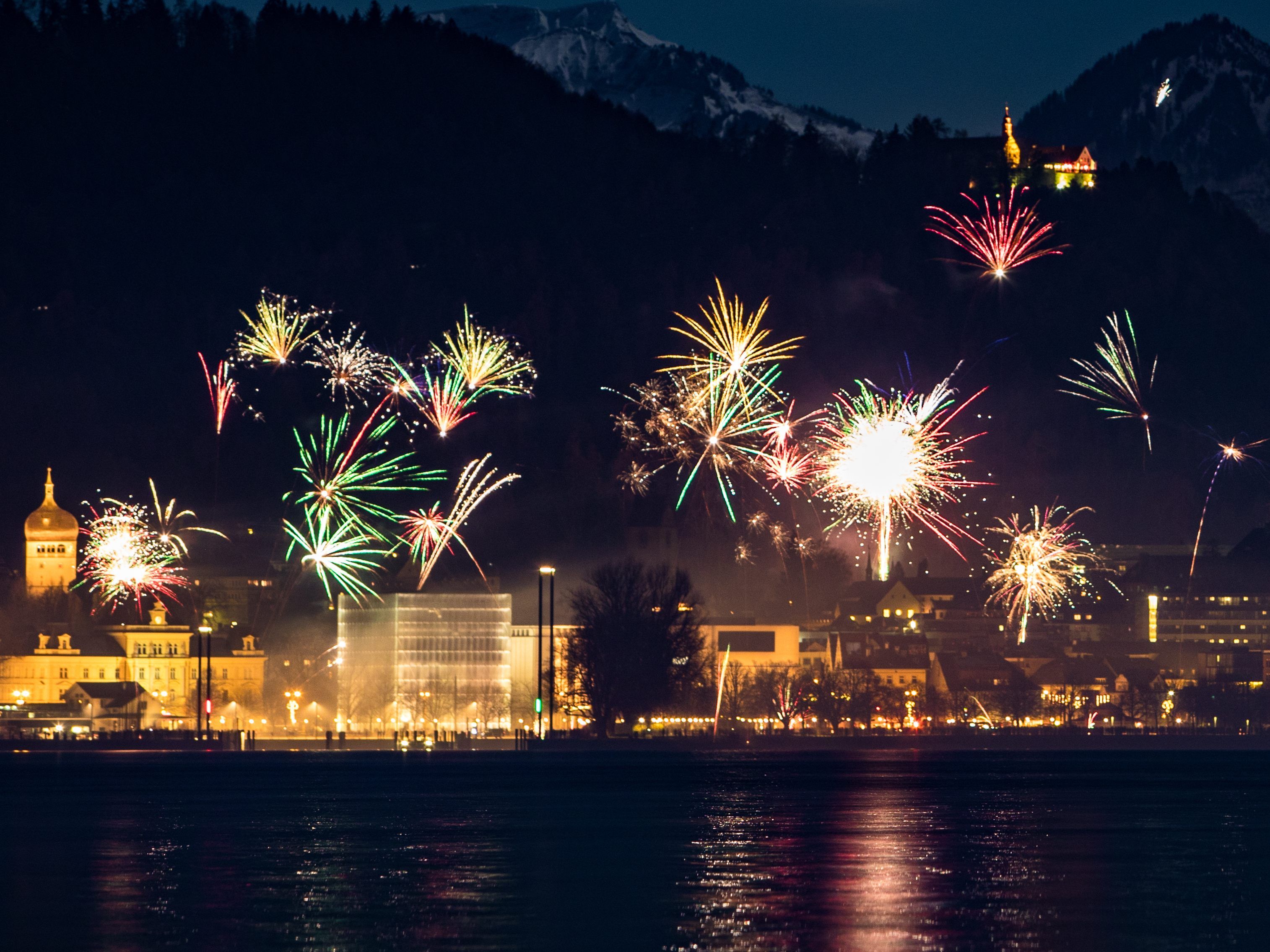 „Ein sparsamer Umgang mit Pyrotechnik schont Mensch, Tier und Natur“