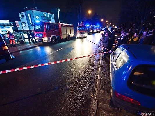 Am Freitag waren bei einem Brand fünf Teenager ums Leben gekommen