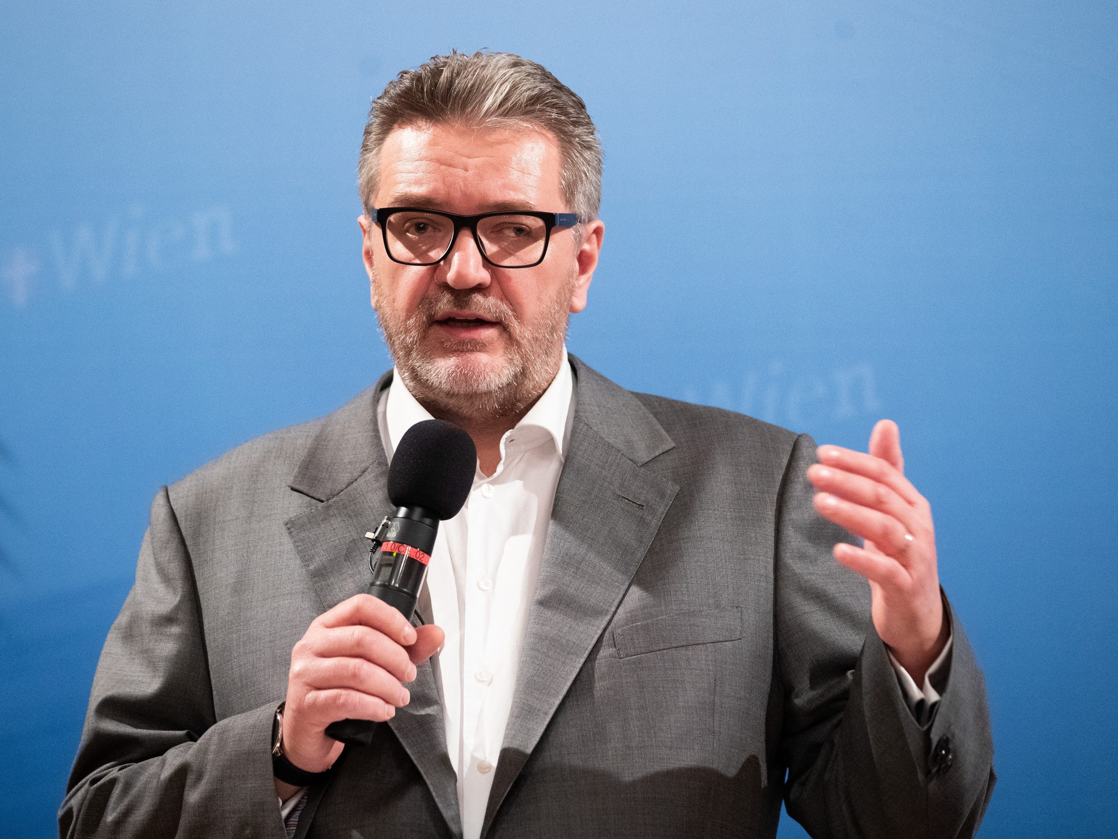 Peter Hacker äußerte sich gegen Sanktionen.