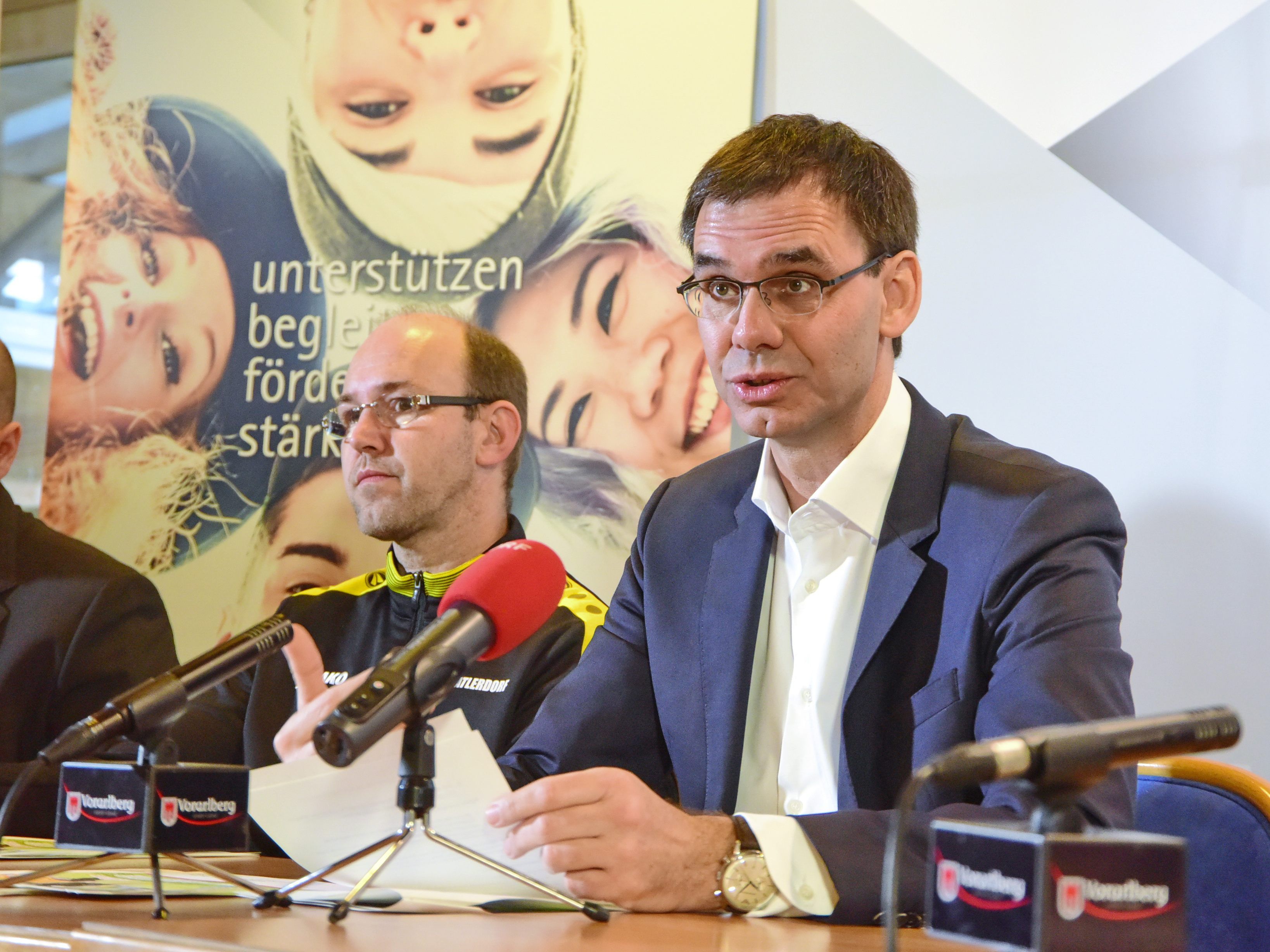 2019 soll ein Engagemen-Lebenslauf ausgearbeitet und eingeführt werden, der Jugendlichen künftig Vorteile bei der Jobsuche verschafft.