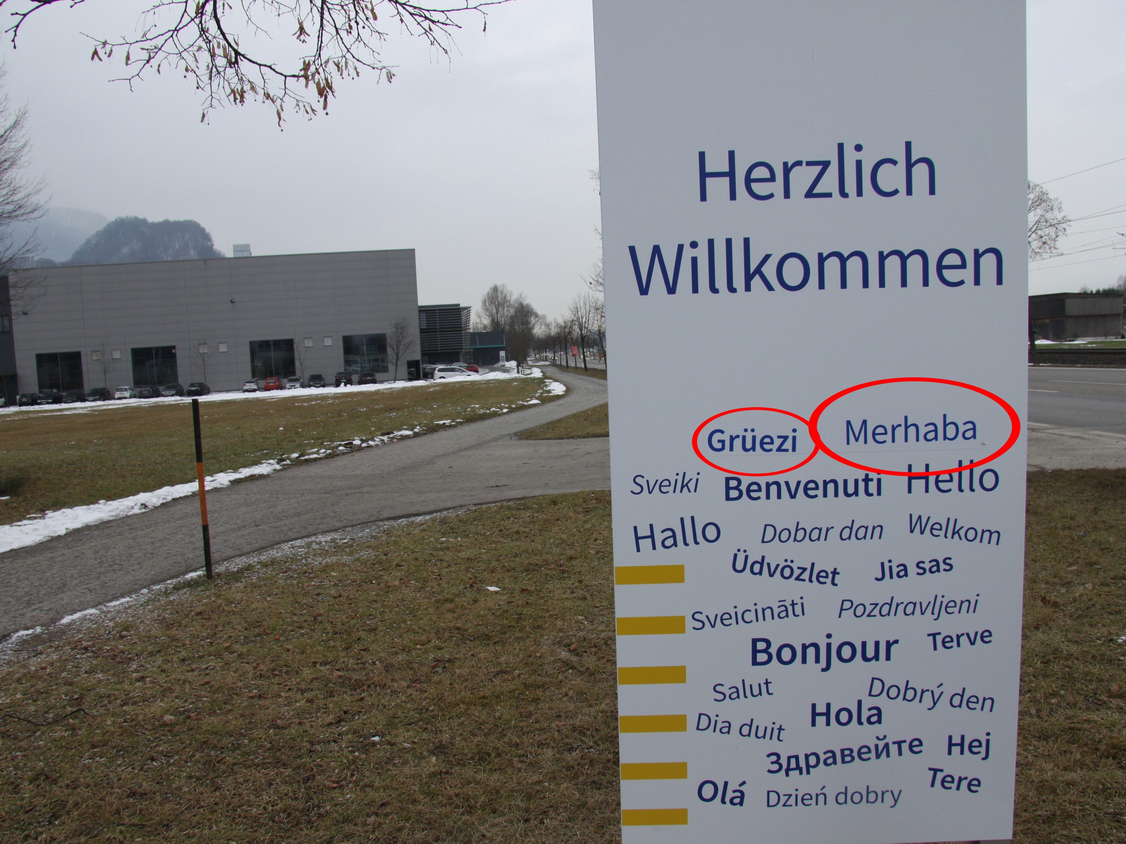 Vorher fehlten "Merhabe" und "Grüezi".